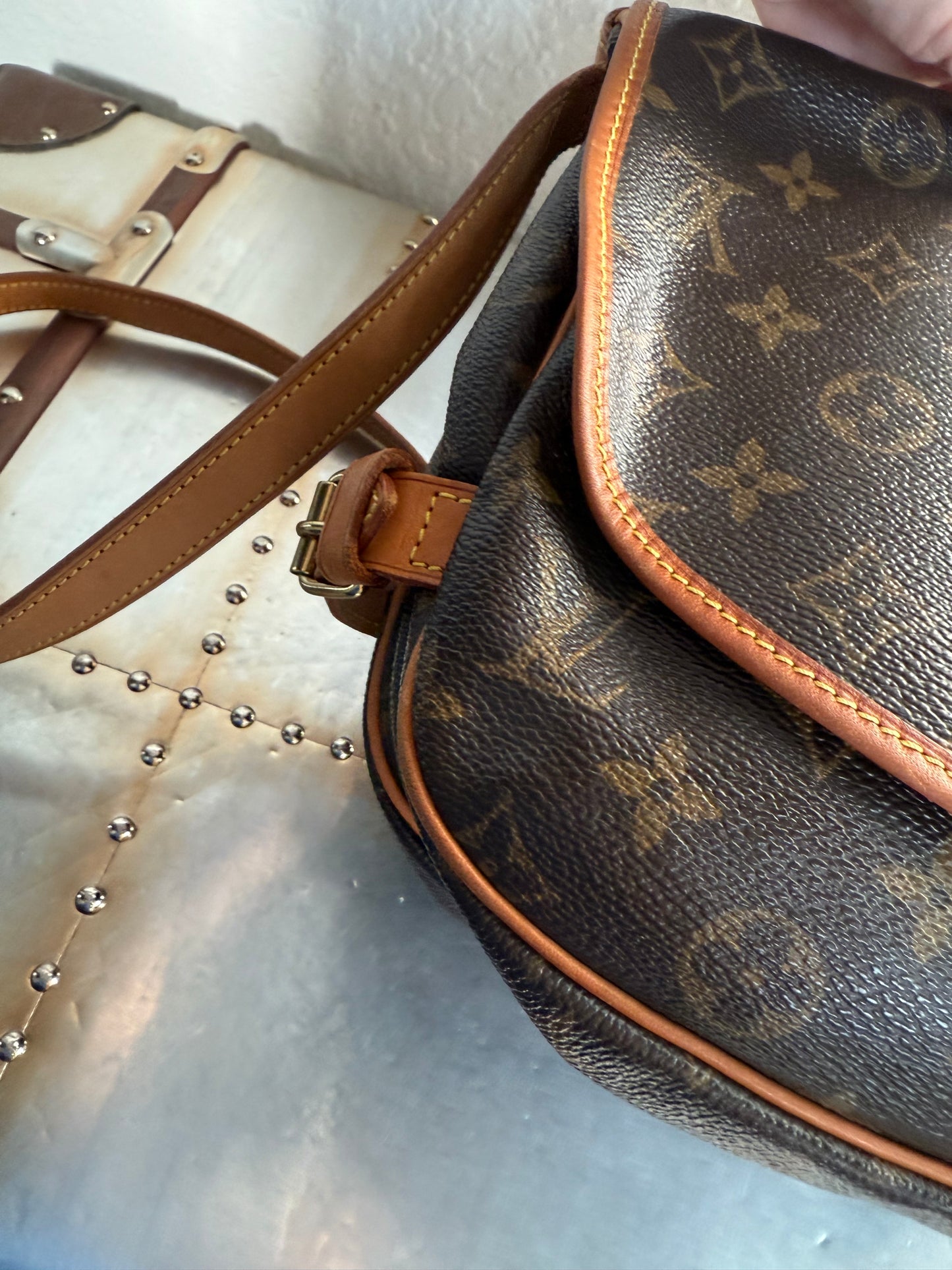Pre-owned Authentic Louis Vuitton Saumur 30 Monogram Crossbody Bag