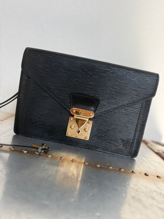 Pre-owned Authentic Louis Vuitton Sellier Dragonne Epi Black Clutch Bag