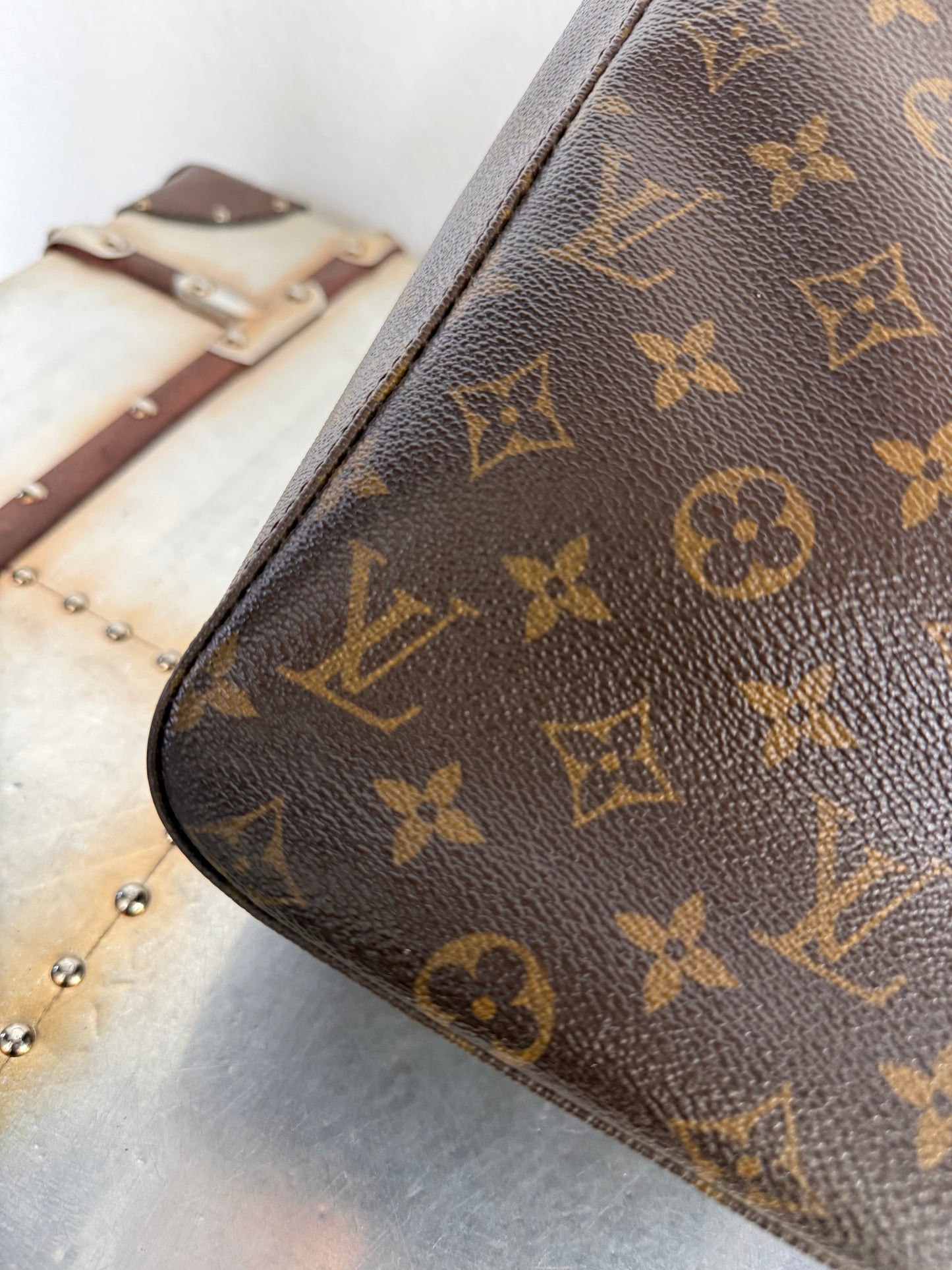 Pre-owned Authentic Louis Vuitton Looping GM Monogram Shoulder Bag