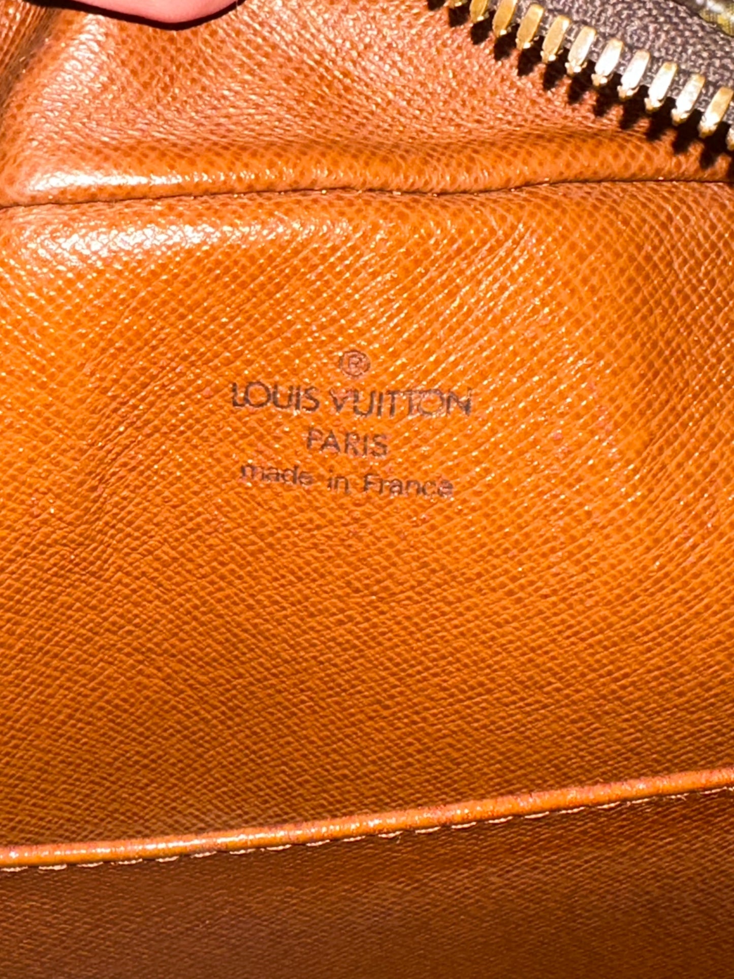 Pre-owned Authentic Louis Vuitton Cite MM Monogram Shoulder Bag