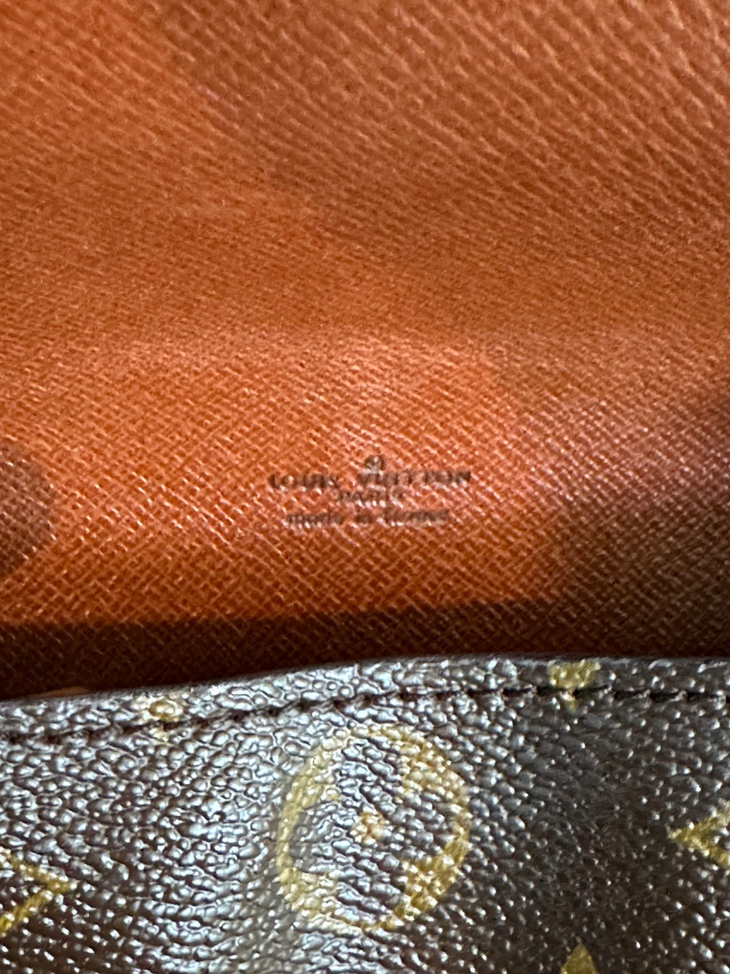 Pre-owned Authentic Louis Vuitton Saint Cloud MM Monogram Shoulder / Crossbody Bag