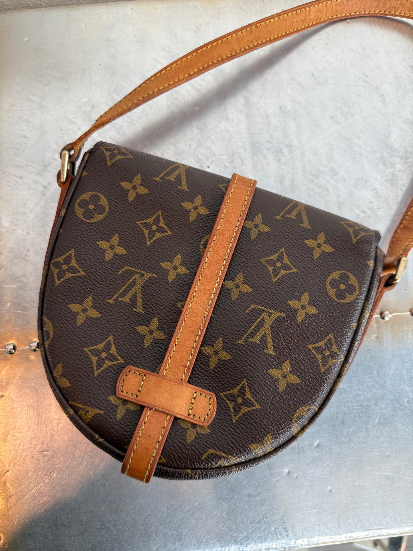 Pre-owned Authentic Louis Vuitton Chantilly PM Monogram Crossbody Bag