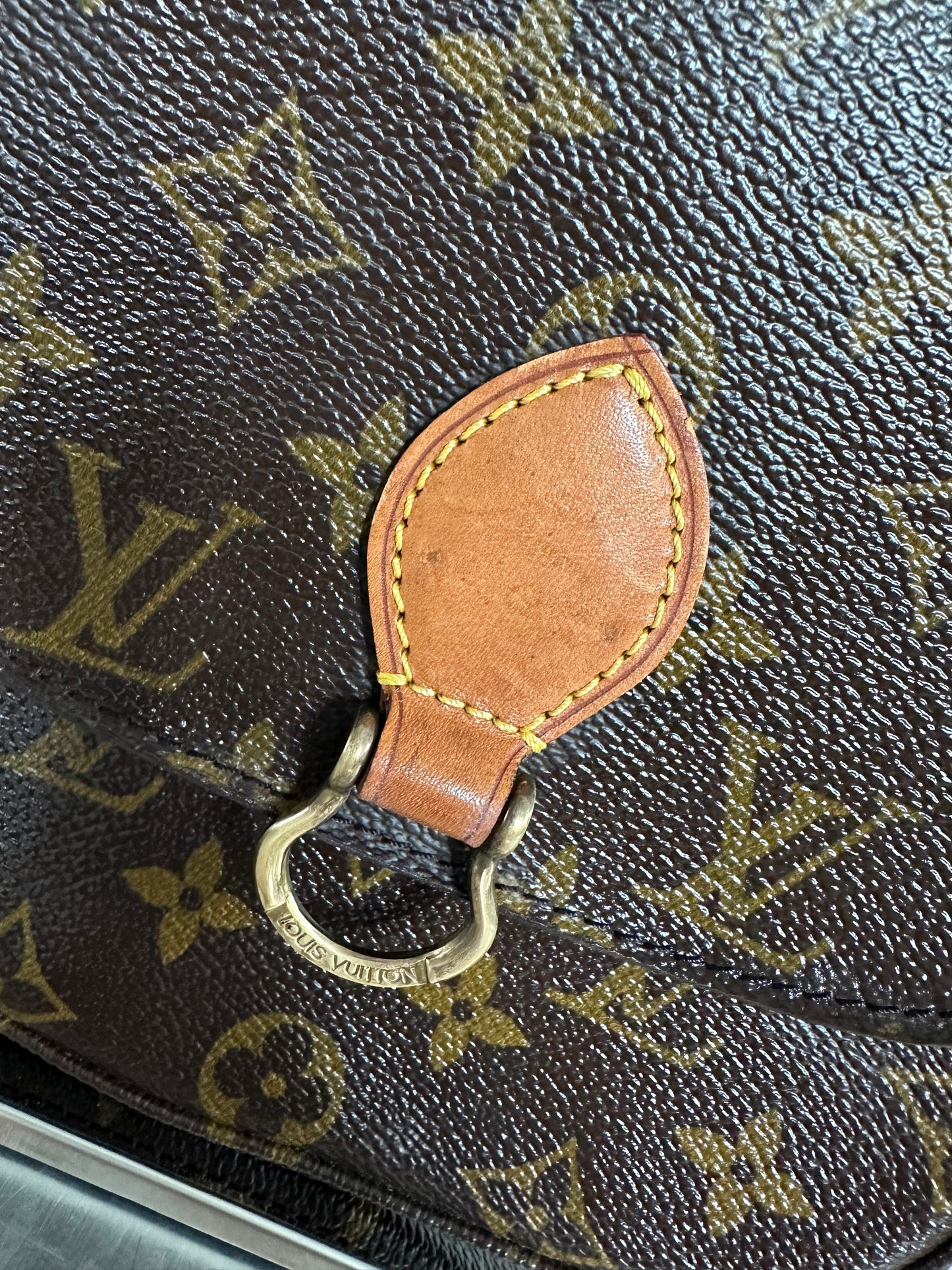 Pre-owned Authentic Louis Vuitton Saint Cloud PM Monogram Shoulder / Crossbody Bag