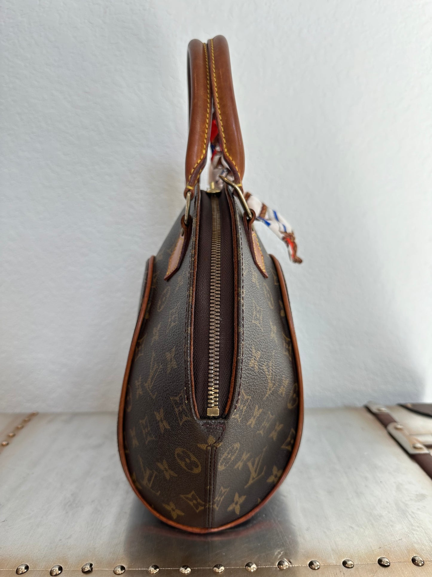 Pre-owned Authentic Louis Vuitton Ellipse PM Monogram Handbag