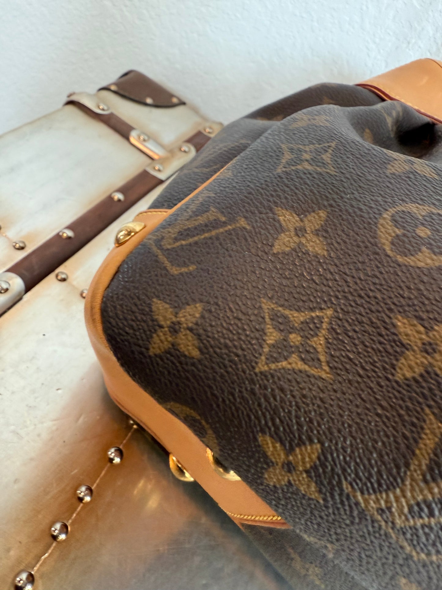 Pre-owned Authentic Louis Vuitton Boetie GM Monogram Shoulder Bag