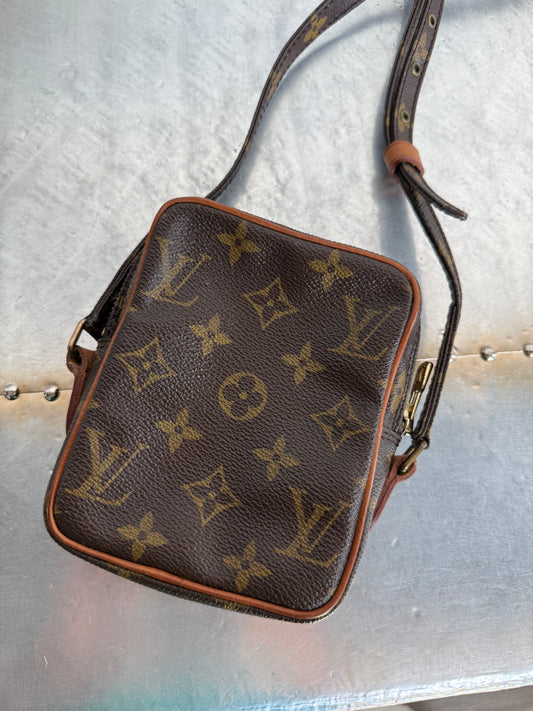 Pre-owned Louis Vuitton Mini Danube Monogram Crossbody Bag