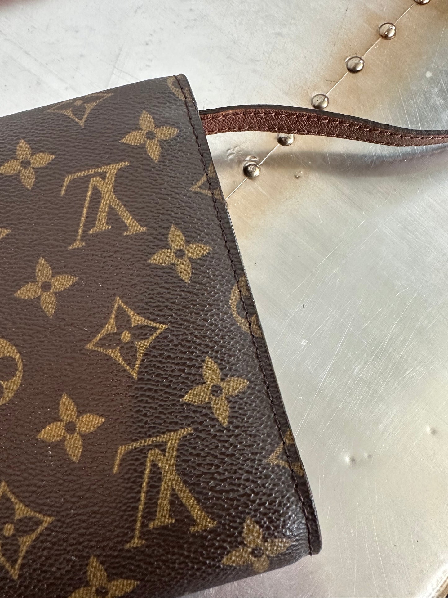 Louis Vuitton Bordeaux 2-Way Clutch / Shoulder Bag