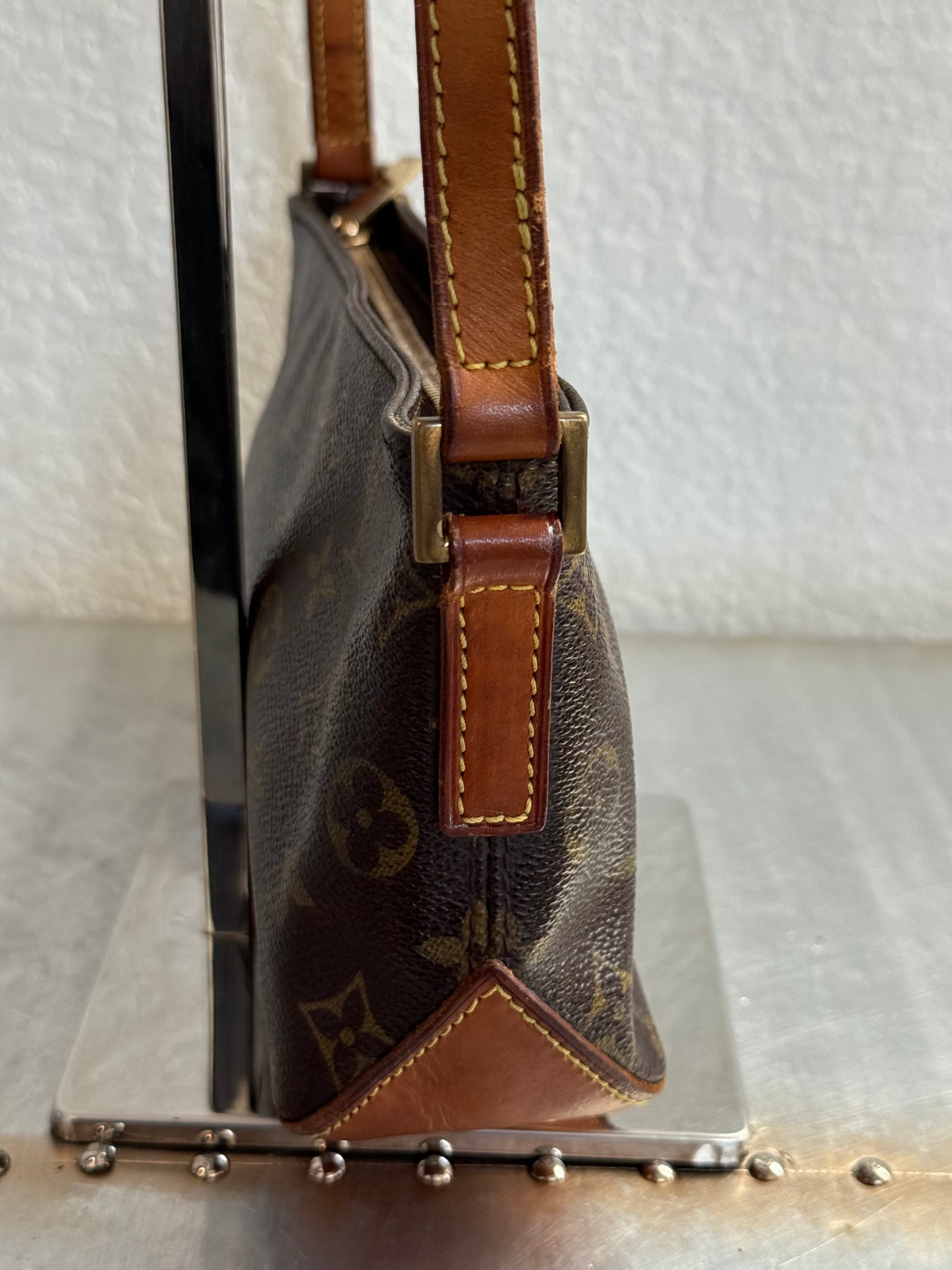 Pre-owned Authentic Louis Vuitton Trotteur Monogram Shoulder / Crossbody Bag