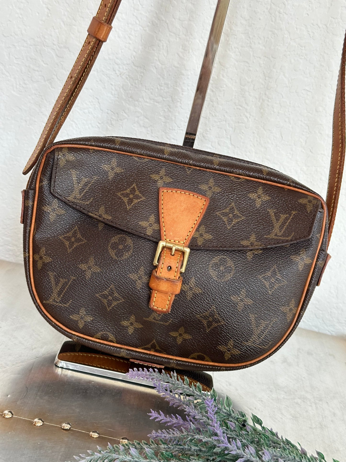 Pre-owned Authentic Louis Vuitton Jeune Fille PM Monogram Crossbody Bag