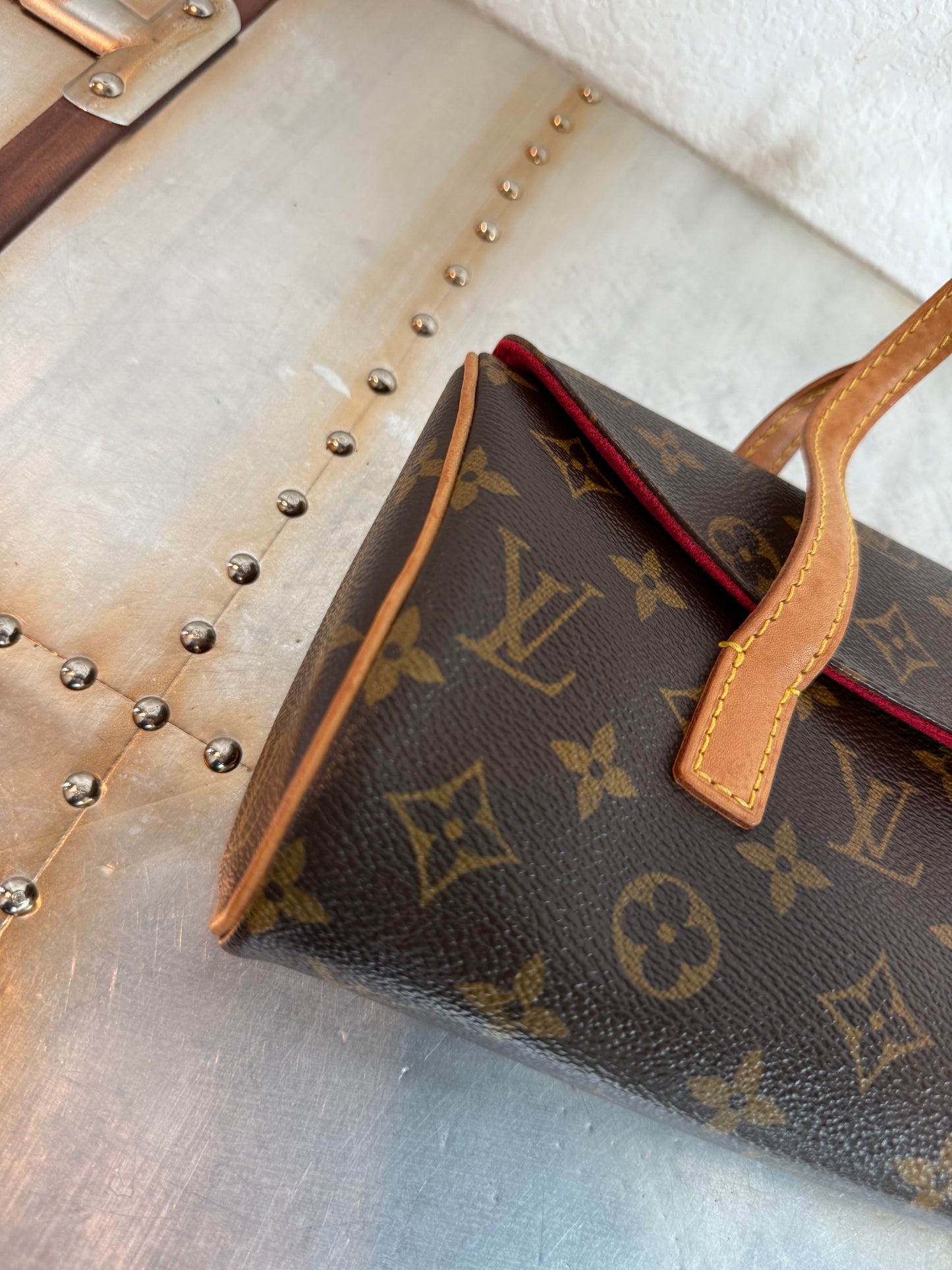 Pre-owned Authentic Louis Vuitton Sonatine Monogram Handbag