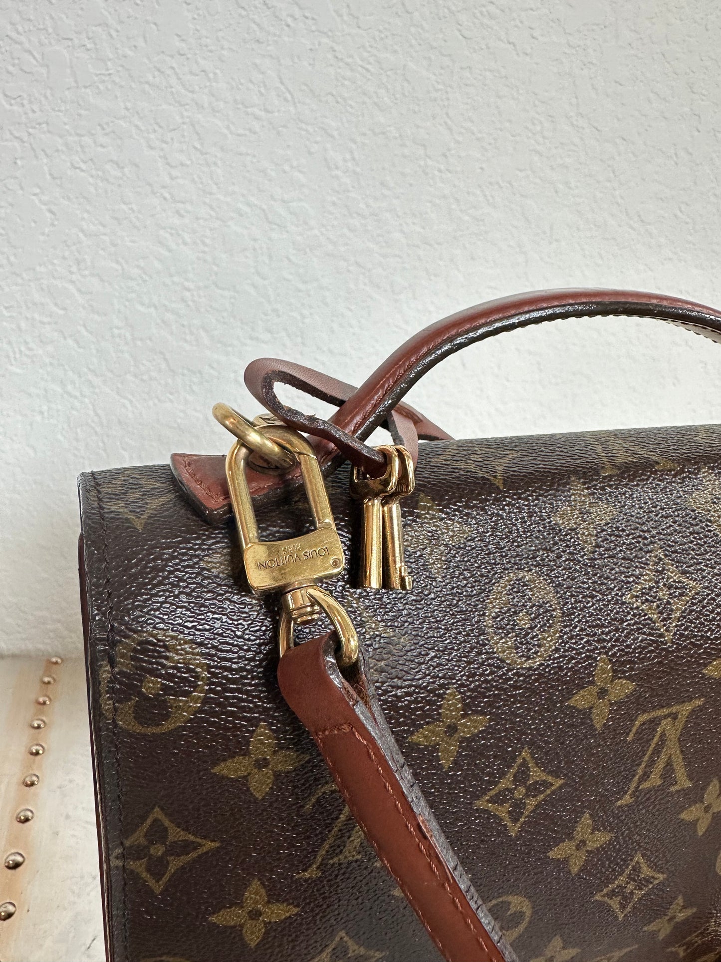 Pre-owned Authentic Louis Vuitton Monceau 26 Monogram Shoulder / Crossbody Bag