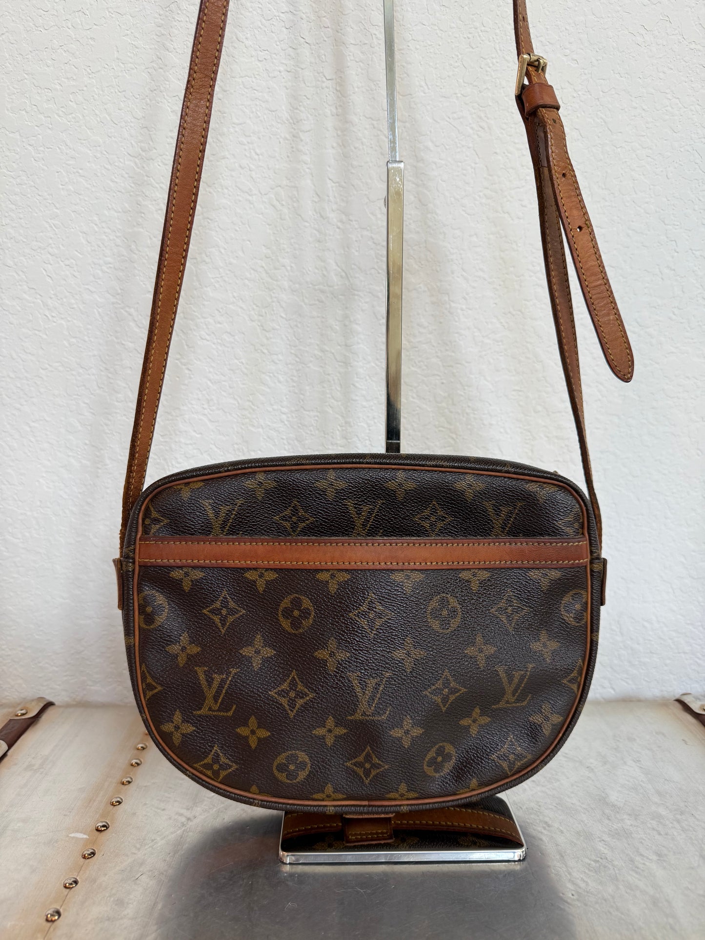 Pre-owned Authentic Louis Vuitton Jeune Fille MM Monogram Crossbody Bag