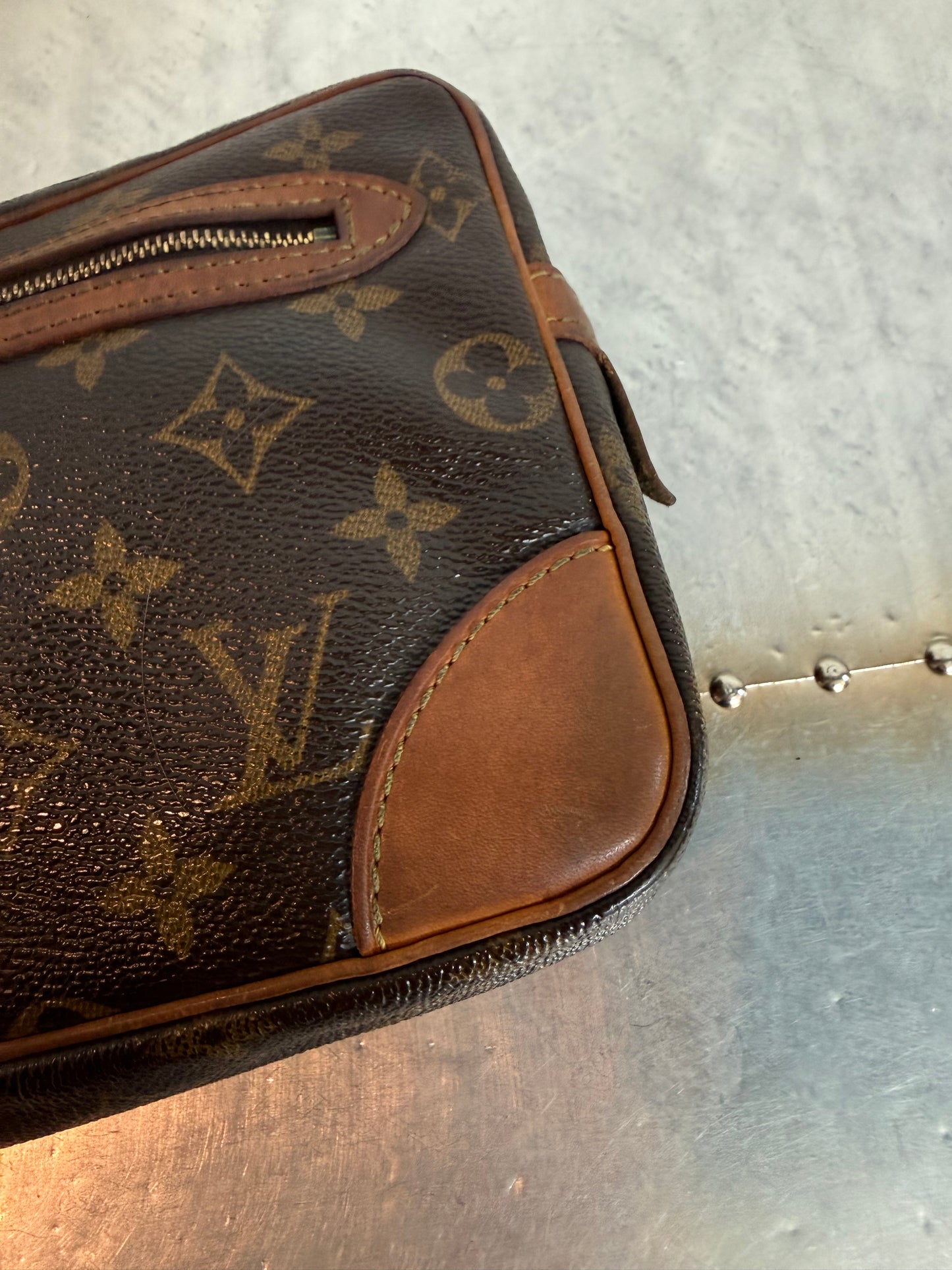 Pre-owned Authentic Louis Vuitton Marly Dragonne GM Monogram Clutch / Handbag