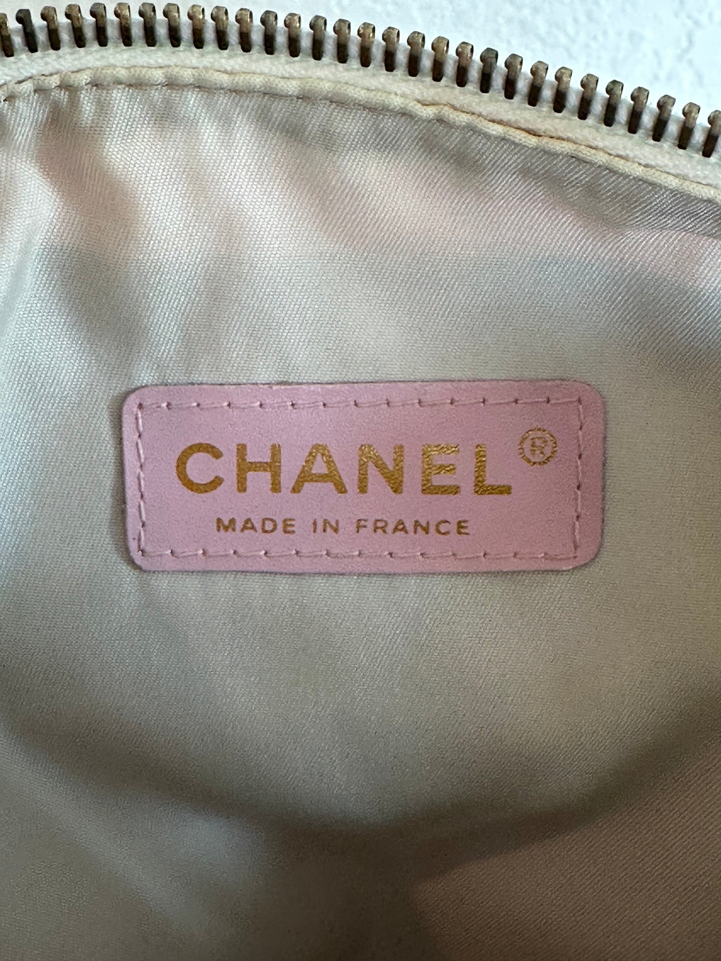 Pre-owned Authentic Chanel Travel Line Pink Crossbody Bag