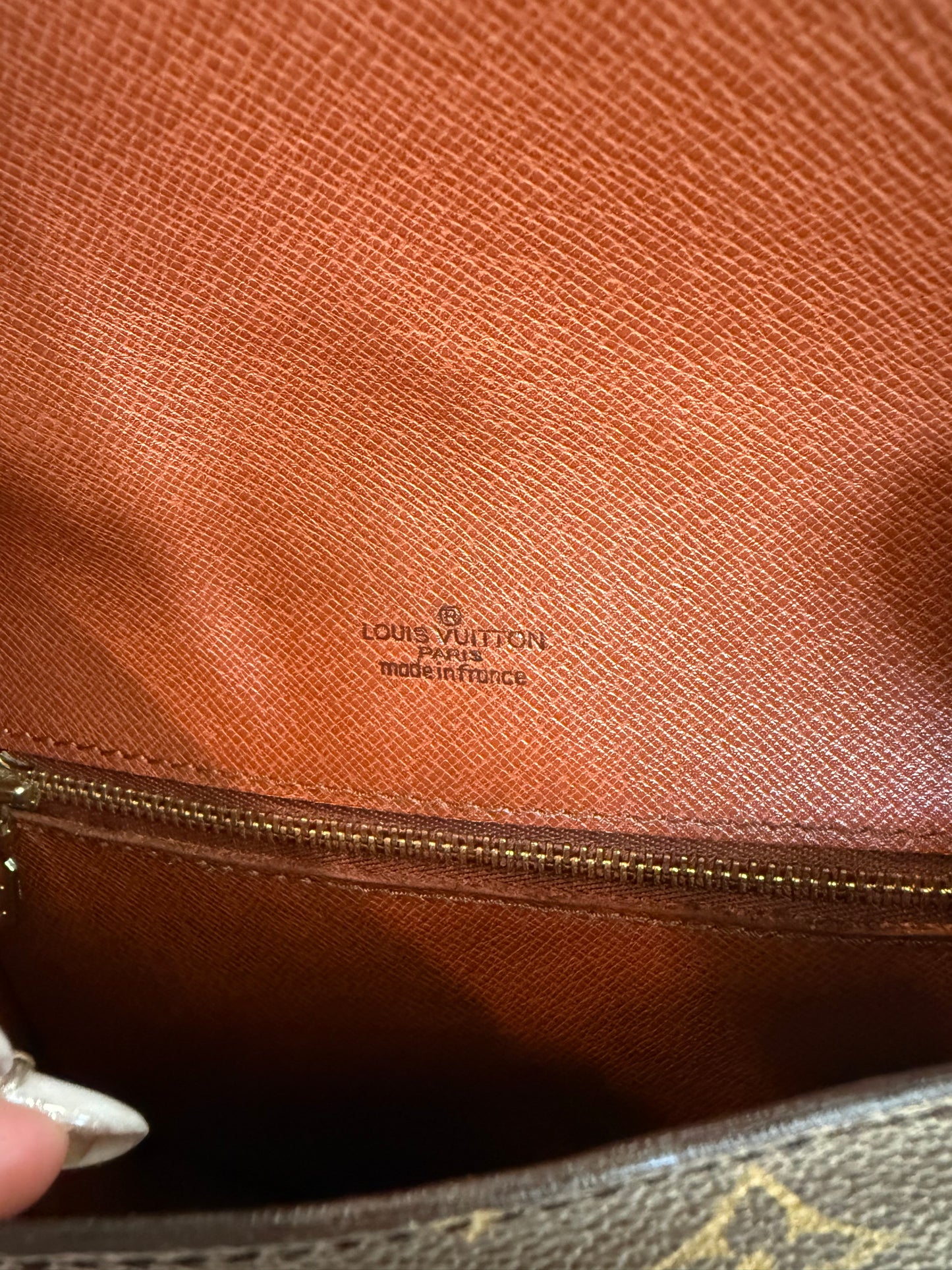 Pre-owned Authentic Louis Vuitton Saint Cloud MM Monogram Shoulder / Crossbody Bag