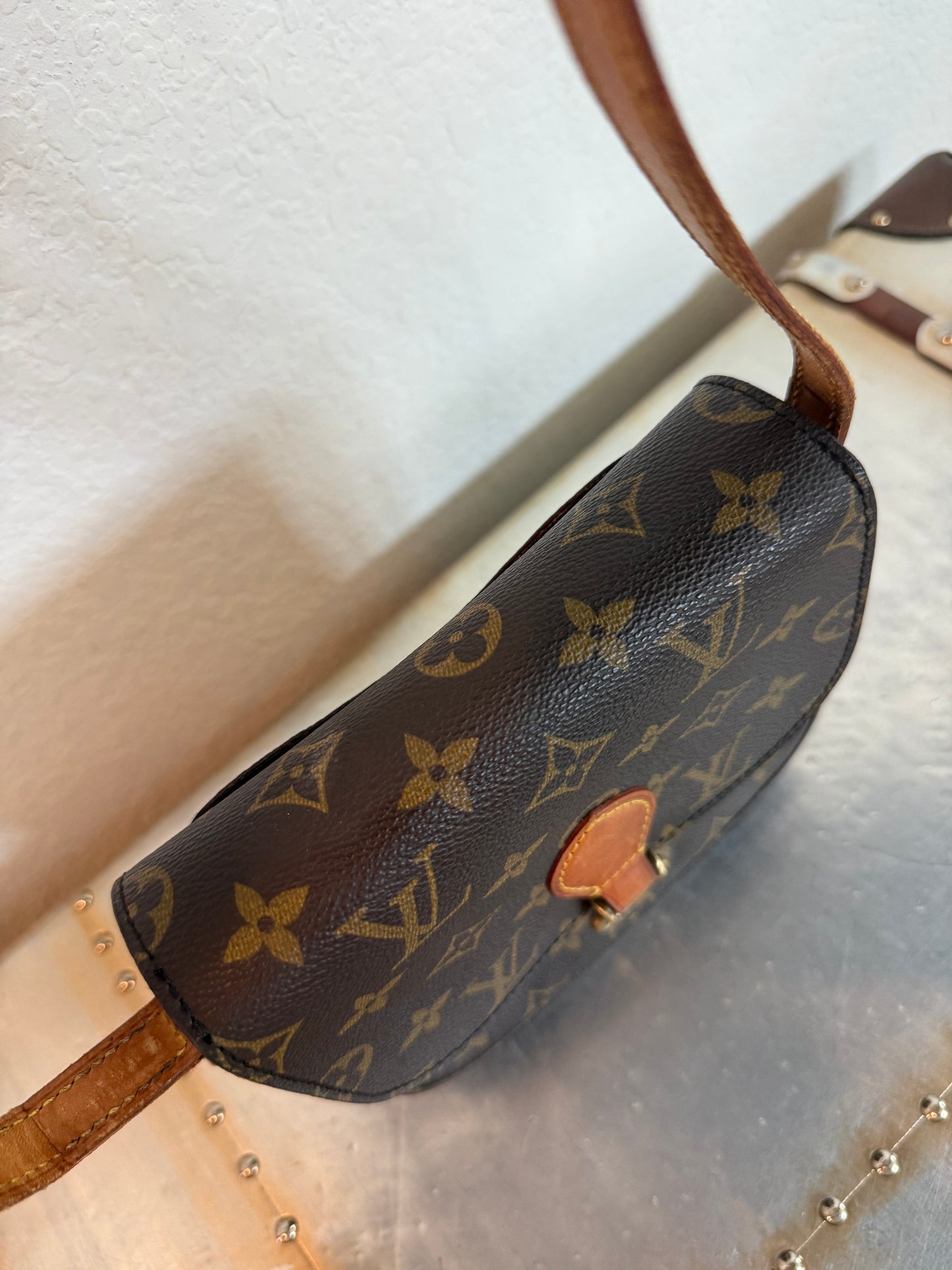 Pre-owned Authentic Louis Vuitton Saint Cloud PM Monogram Shoulder / Crossbody Bag
