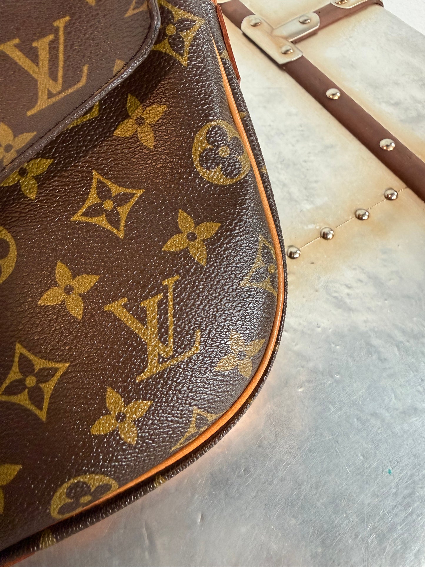 Pre-owned Authentic Louis Vuitton Jeune Fille GM Monogram Crossbody Bag