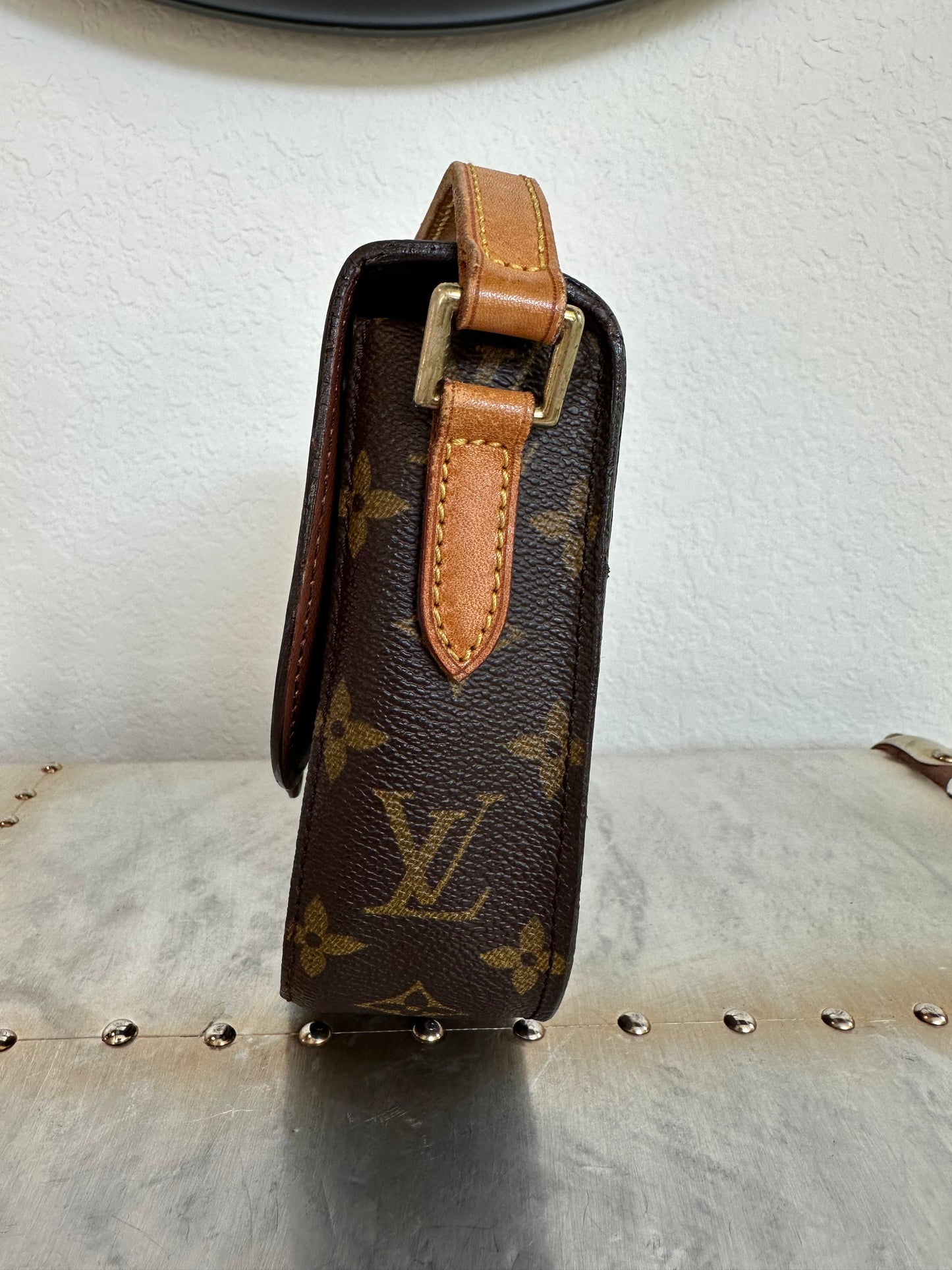 Pre-owned Authentic Louis Vuitton Saint Cloud PM Monogram Shoulder / Crossbody Bag