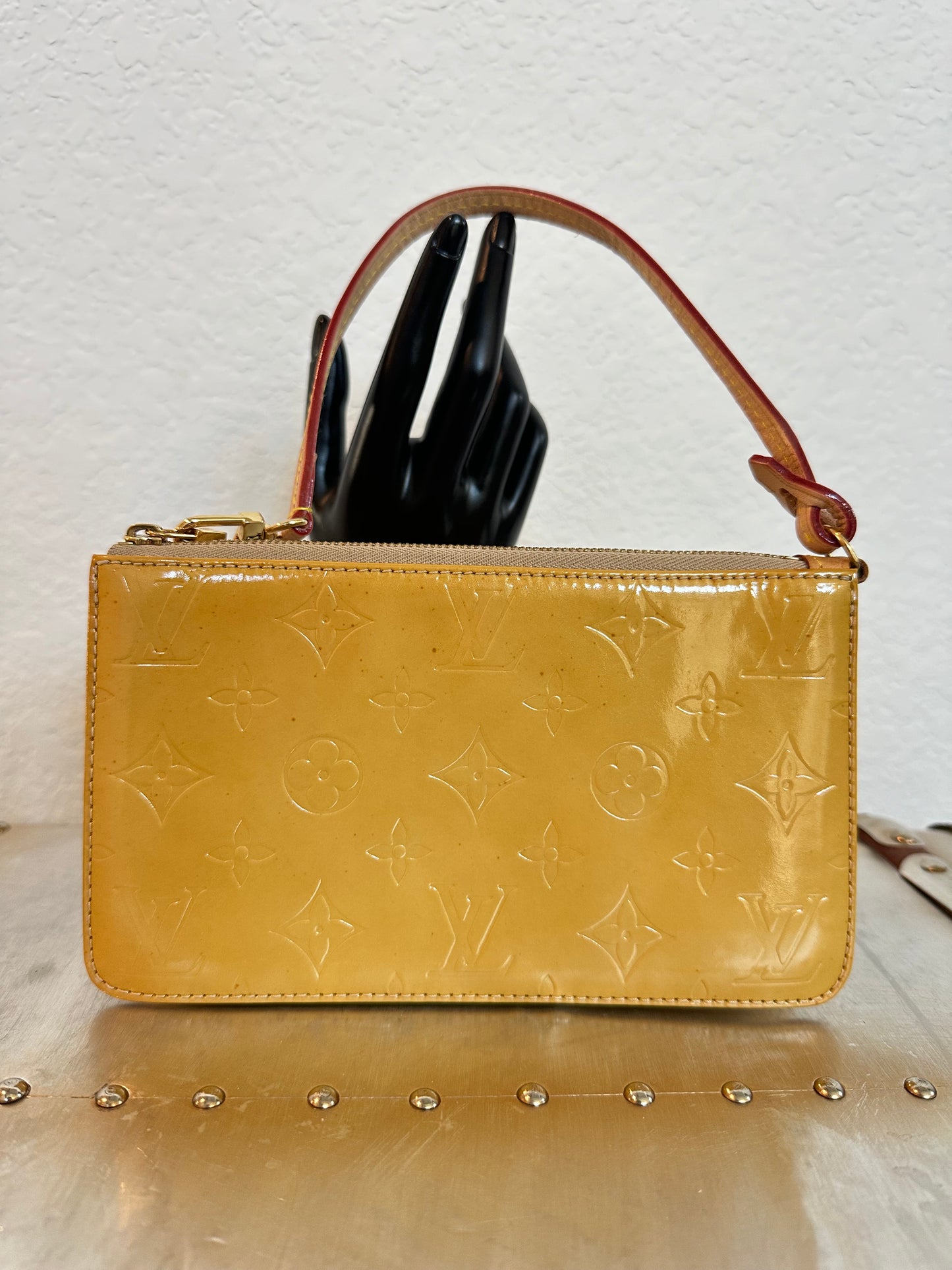 Pre-owned Authentic Louis Vuitton Vernis Lexington Pochette Handbag