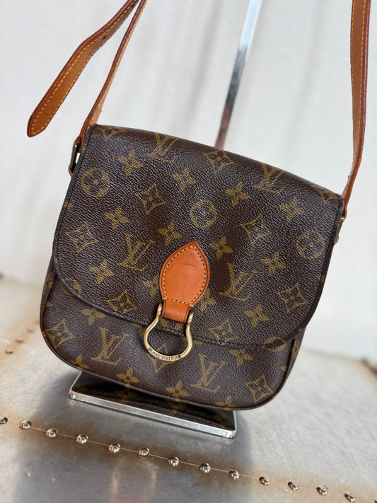 Pre-owned Authentic Louis Vuitton Saint Cloud MM Monogram Shoulder / Crossbody Bag