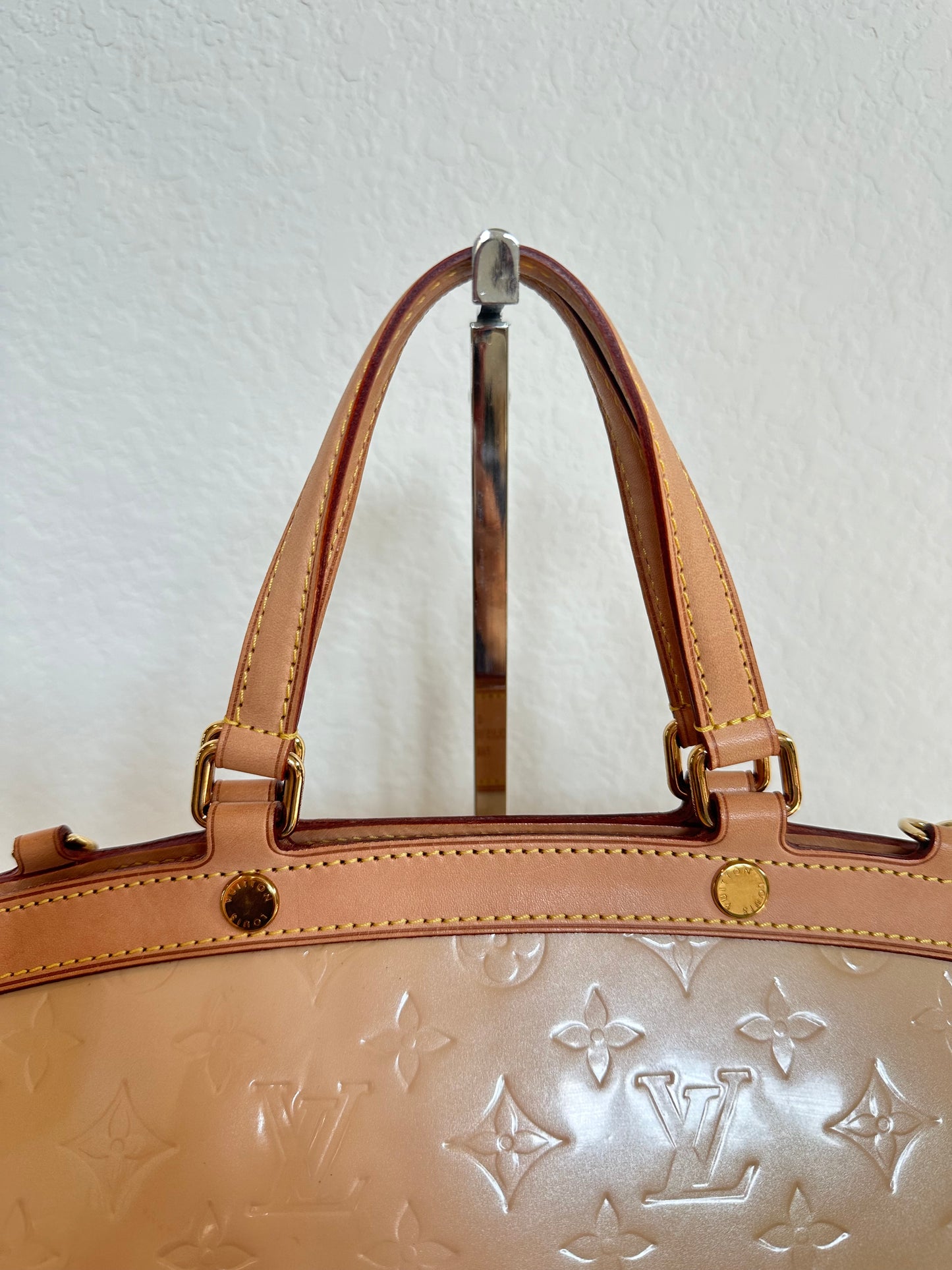 Pre-owned Authentic Louis Vuitton Brea Rose MM Angelique Tote / Shoulder Bag