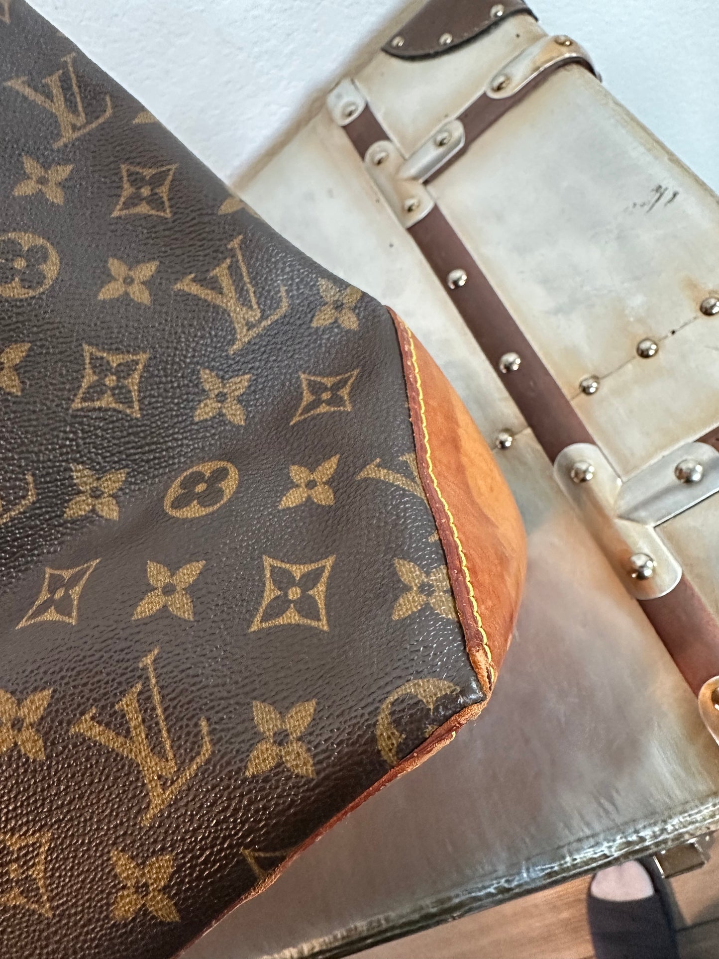 Pre-owned Authentic Louis Vuitton Cabas Mezzo Monogram Shoulder Tote Bag