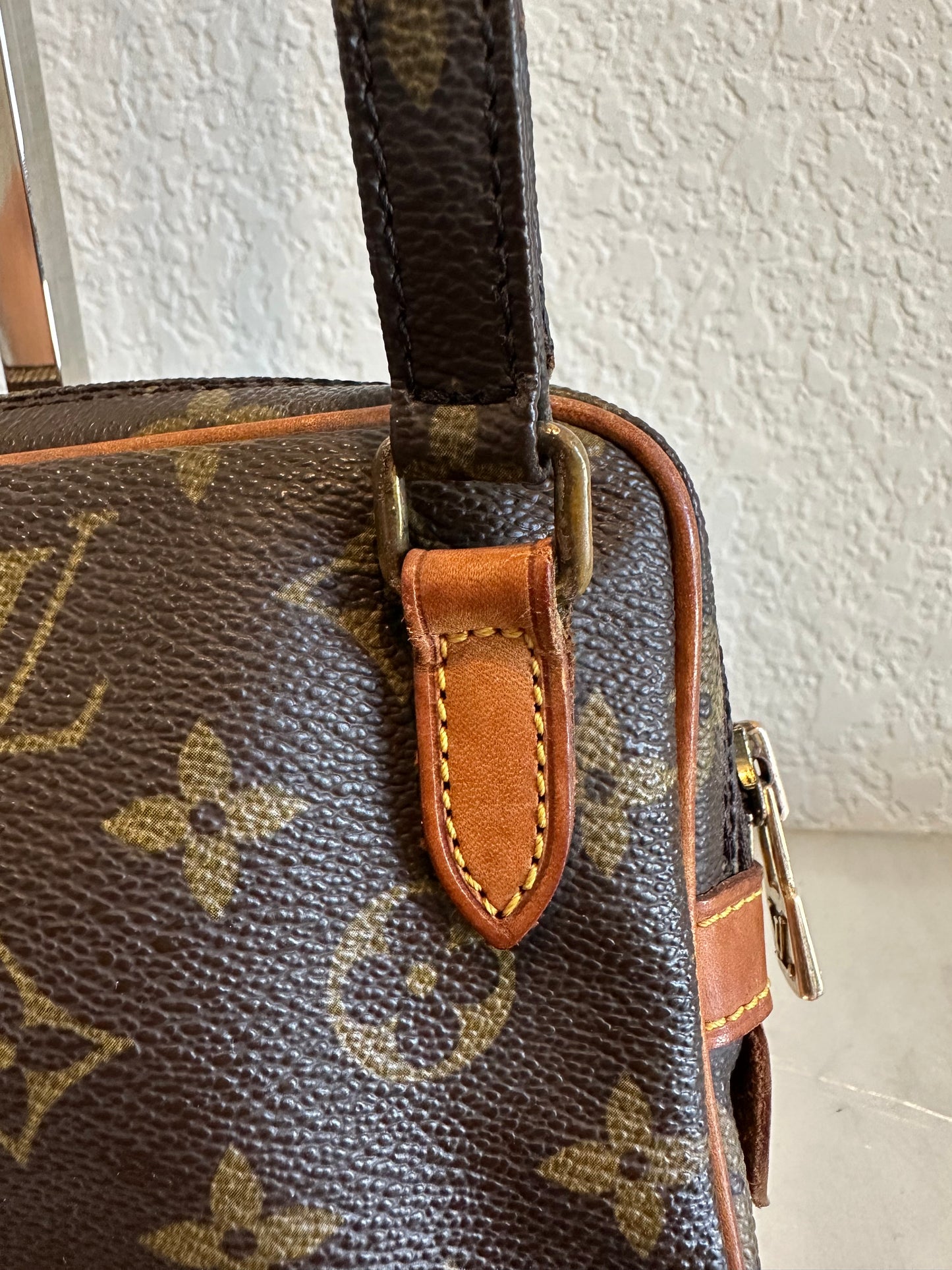 Pre-owned Authentic Louis Vuitton Marly Bandouliere Monogram Crossbody Bag