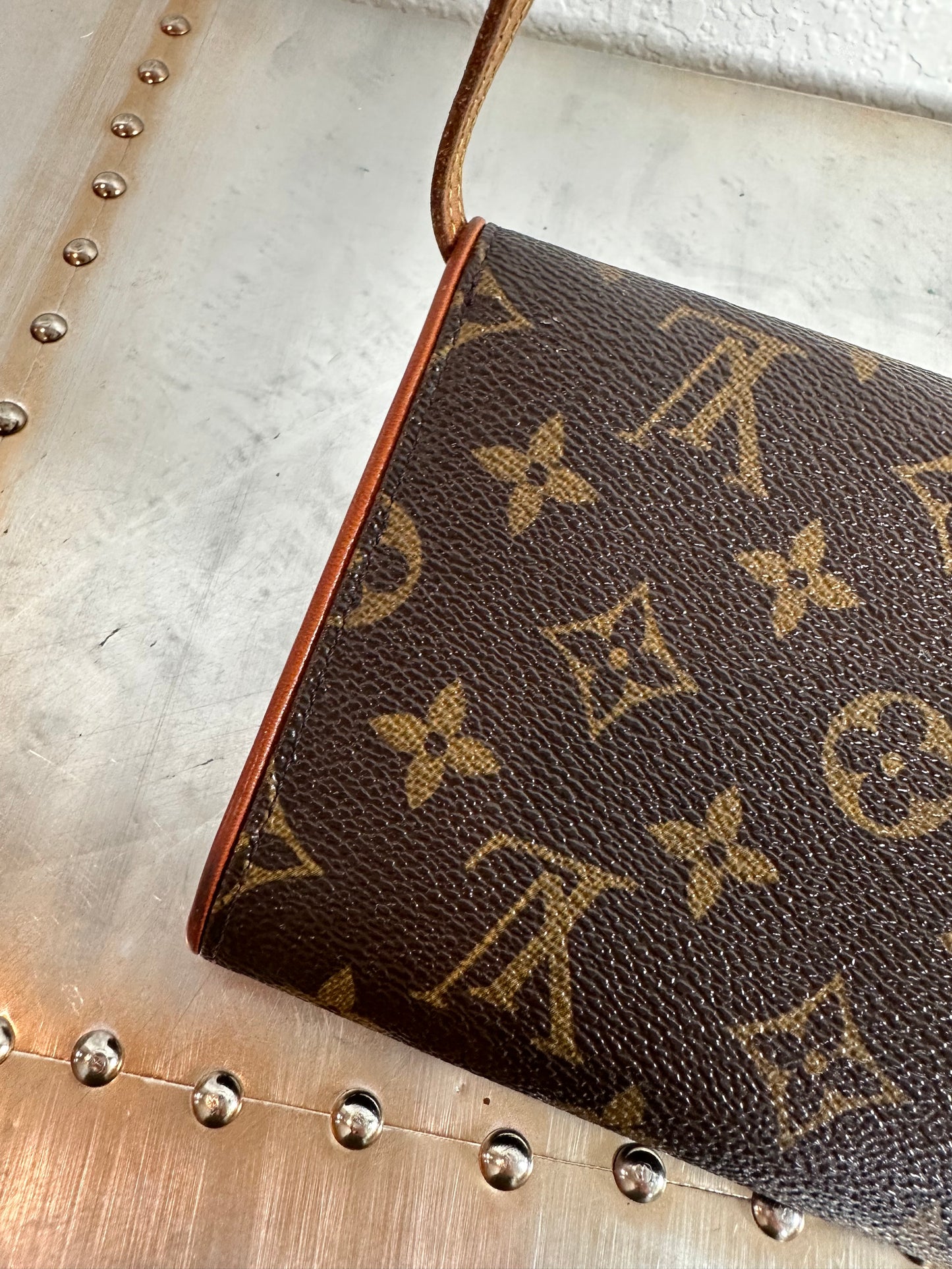 Pre-owned Authentic Louis Vuitton Pochette Twin GM Monogram Shoulder Bag