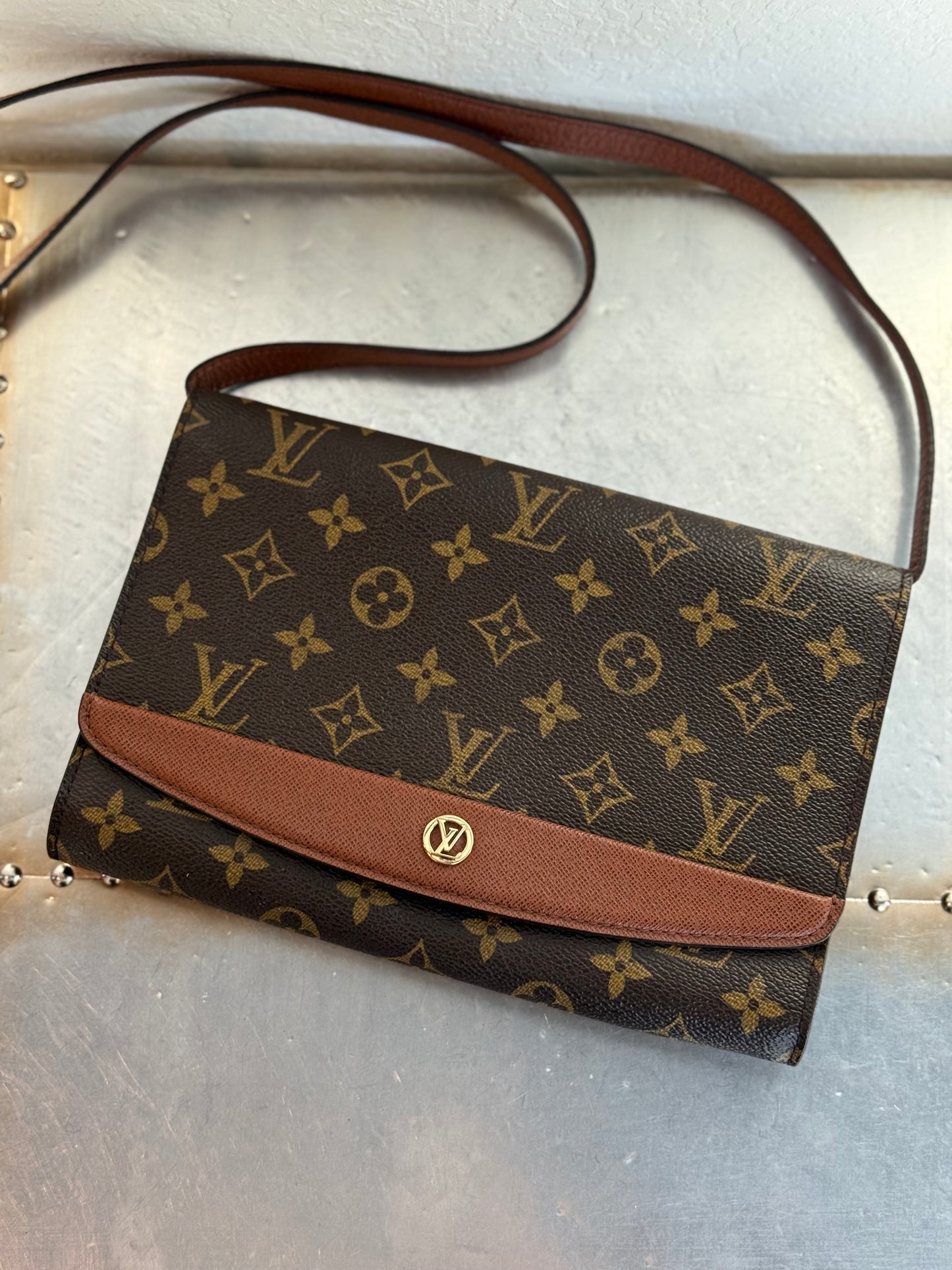 Pre-owned Authentic Louis Vuitton Bordeaux 2-Way Clutch / Shoulder Bag
