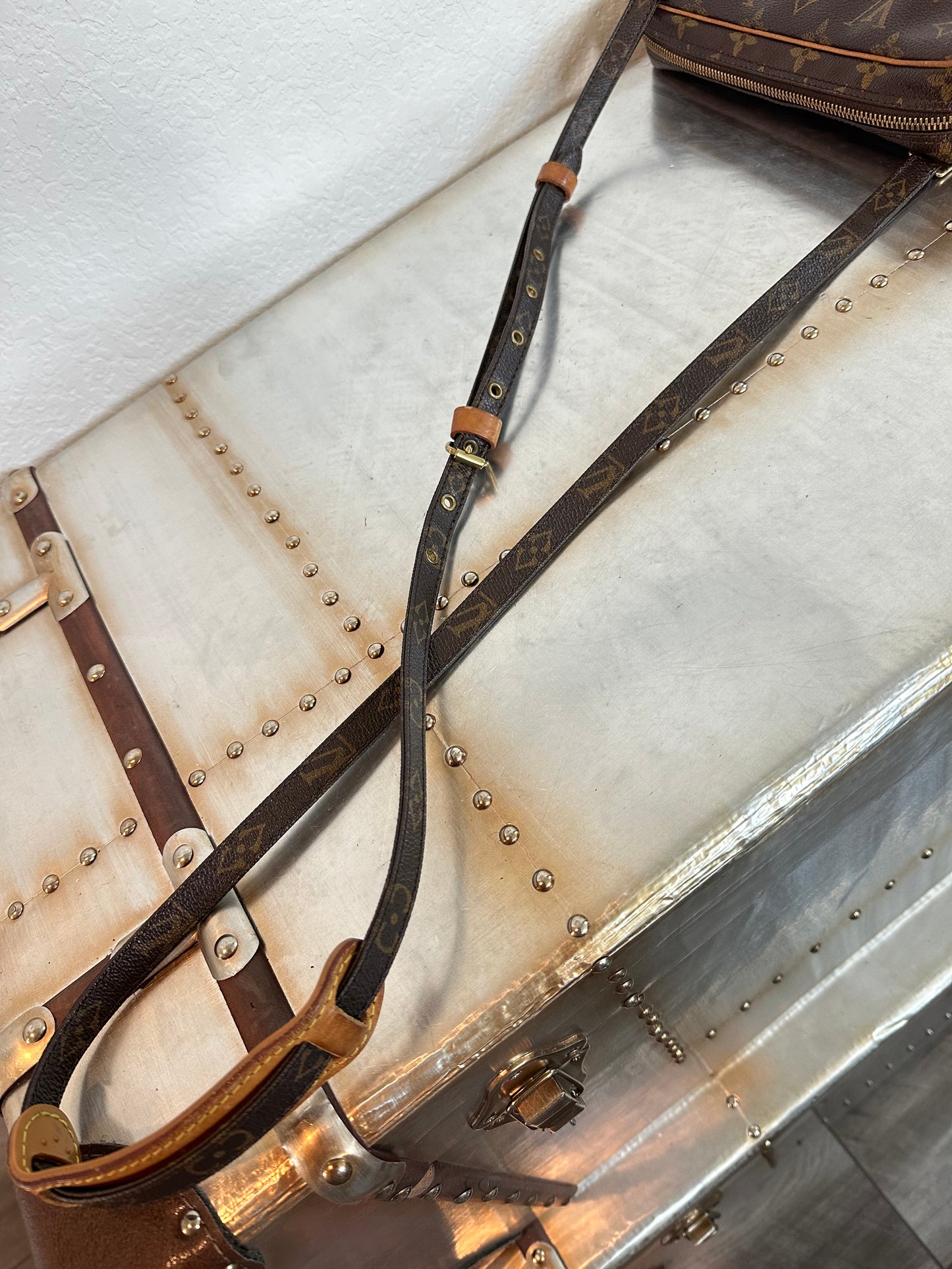 Pre-owned Authentic Louis Vuitton Marly Bandouliere Monogram Crossbody Bag