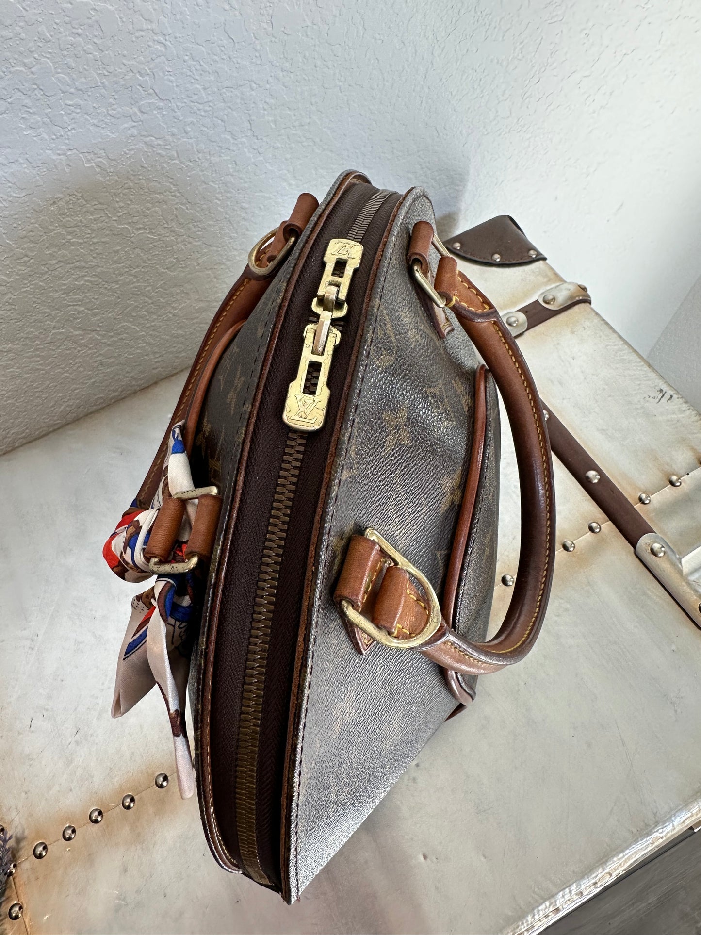 Pre-owned Authentic Louis Vuitton Ellipse PM Monogram Handbag