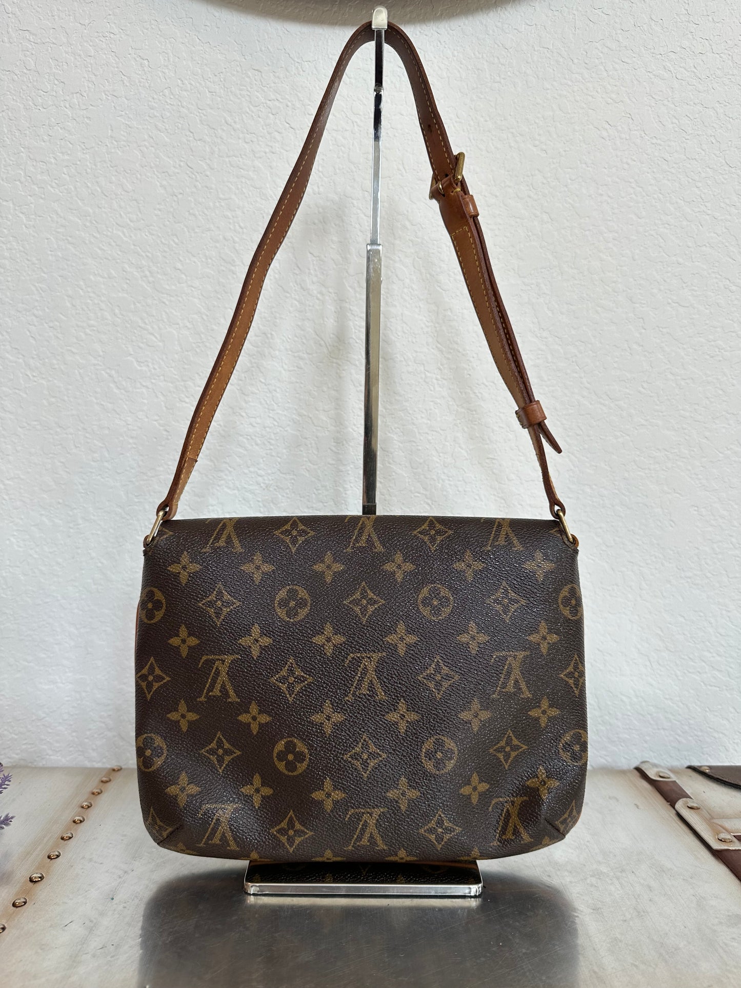 Pre-owned Authentic Louis Vuitton Musette Tango Monogram Shoulder Bag