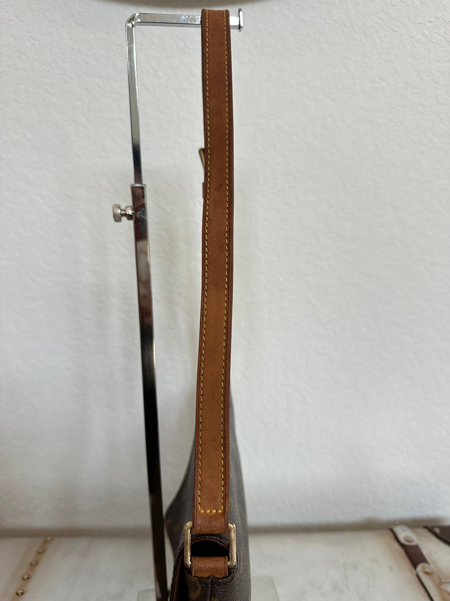 Pre-owned Authentic Louis Vuitton Musette Tango Monogram Shoulder Bag