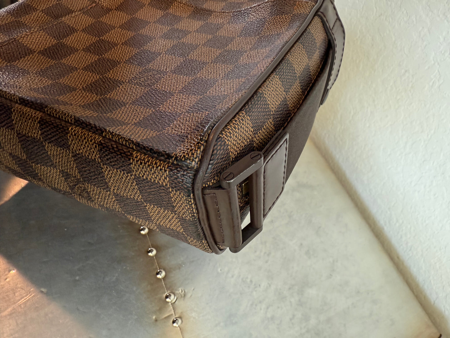 Pre-owned Authentic Louis Vuitton Olav PM Damier Ebene Crossbody Bag