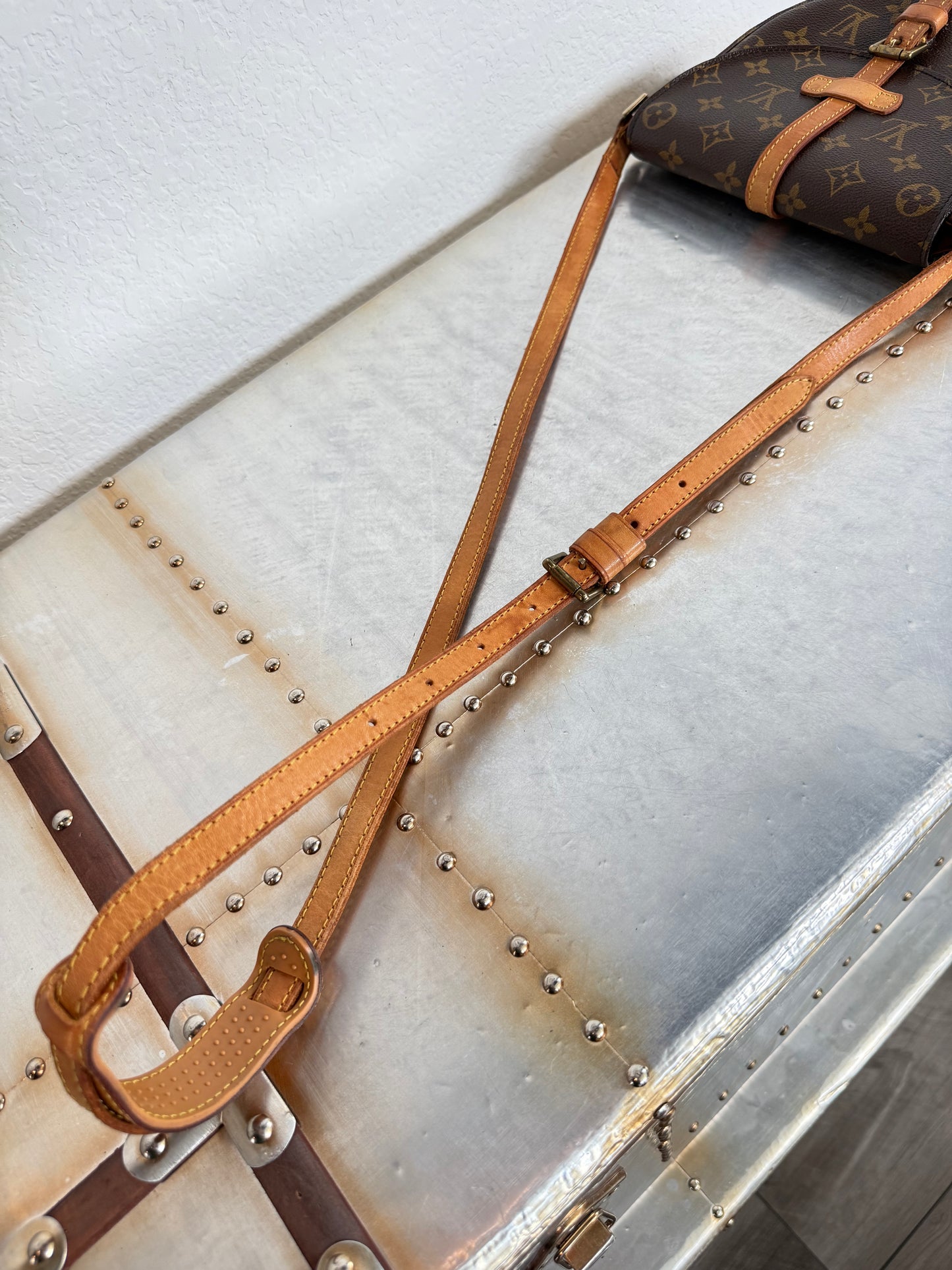Pre-owned Authentic Louis Vuitton Chantilly PM Monogram Crossbody Bag