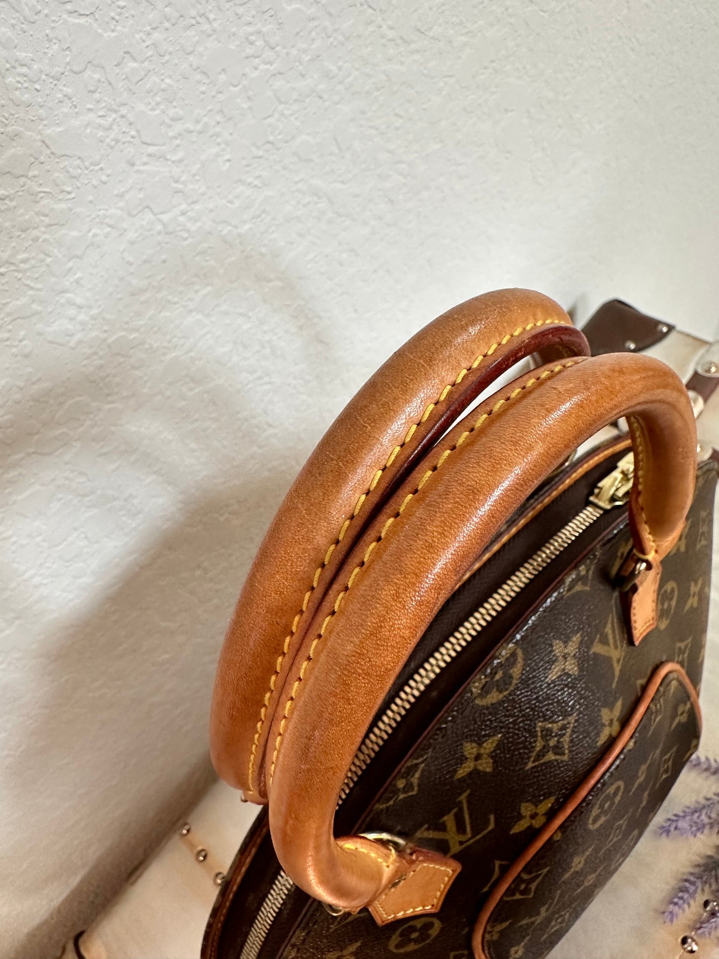 Pre-owned Authentic Louis Vuitton Ellipse PM Monogram Handbag