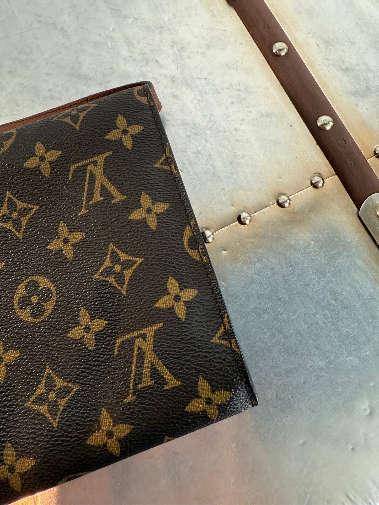 Pre-owned Authentic Louis Vuitton Bordeaux 2-Way Clutch / Shoulder Bag