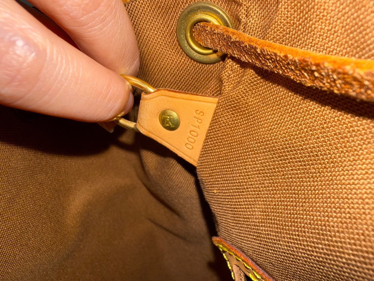 Pre-owned Authentic Louis Vuitton Montsouris MM Monogram Backpack