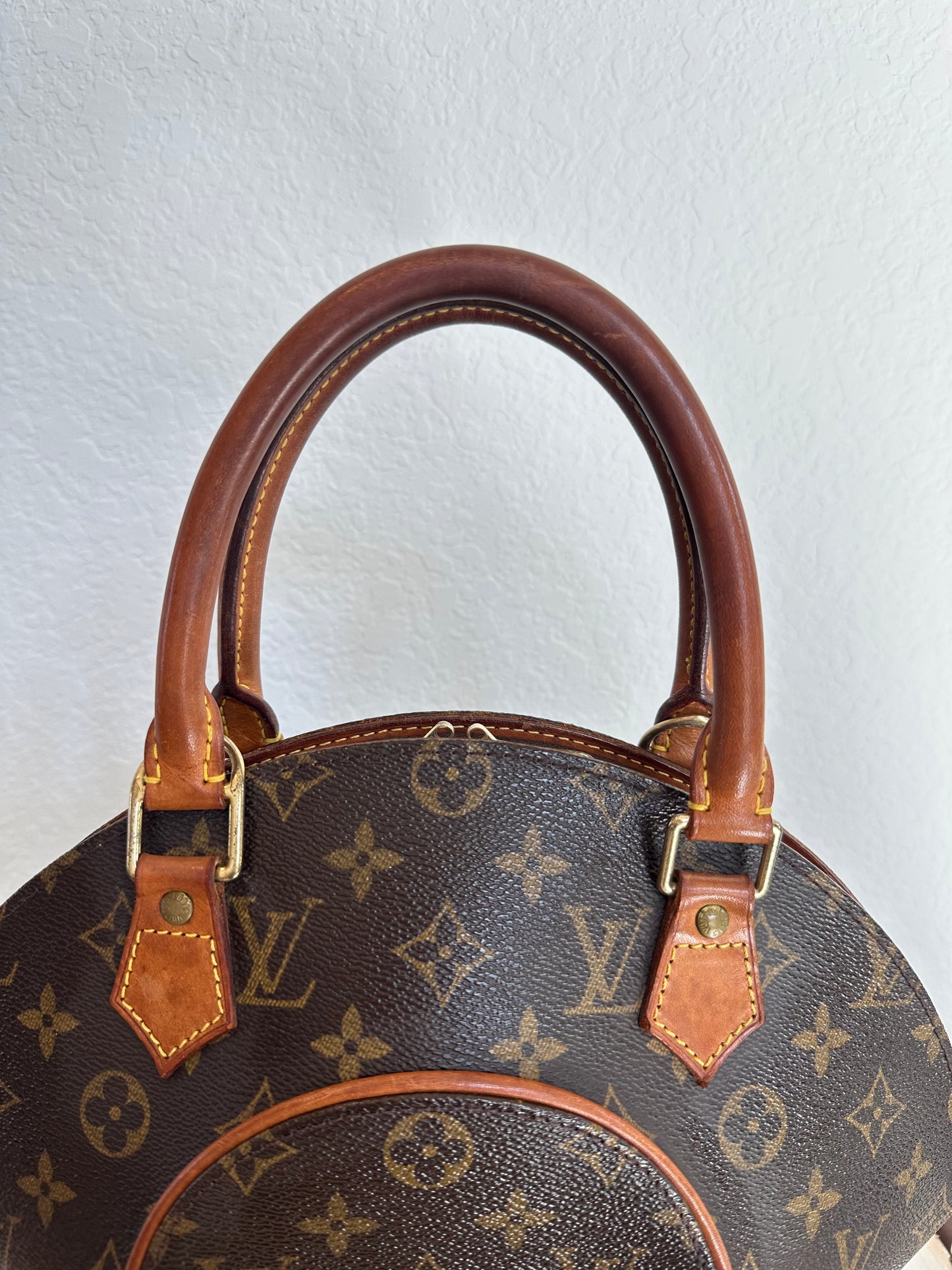 Pre-owned Authentic Louis Vuitton Ellipse PM Monogram Handbag