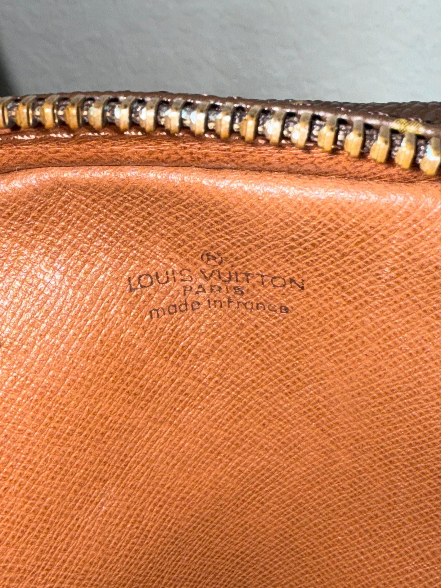 Pre-owned Louis Vuitton Mini Amazon Monogram Crossbody Bag