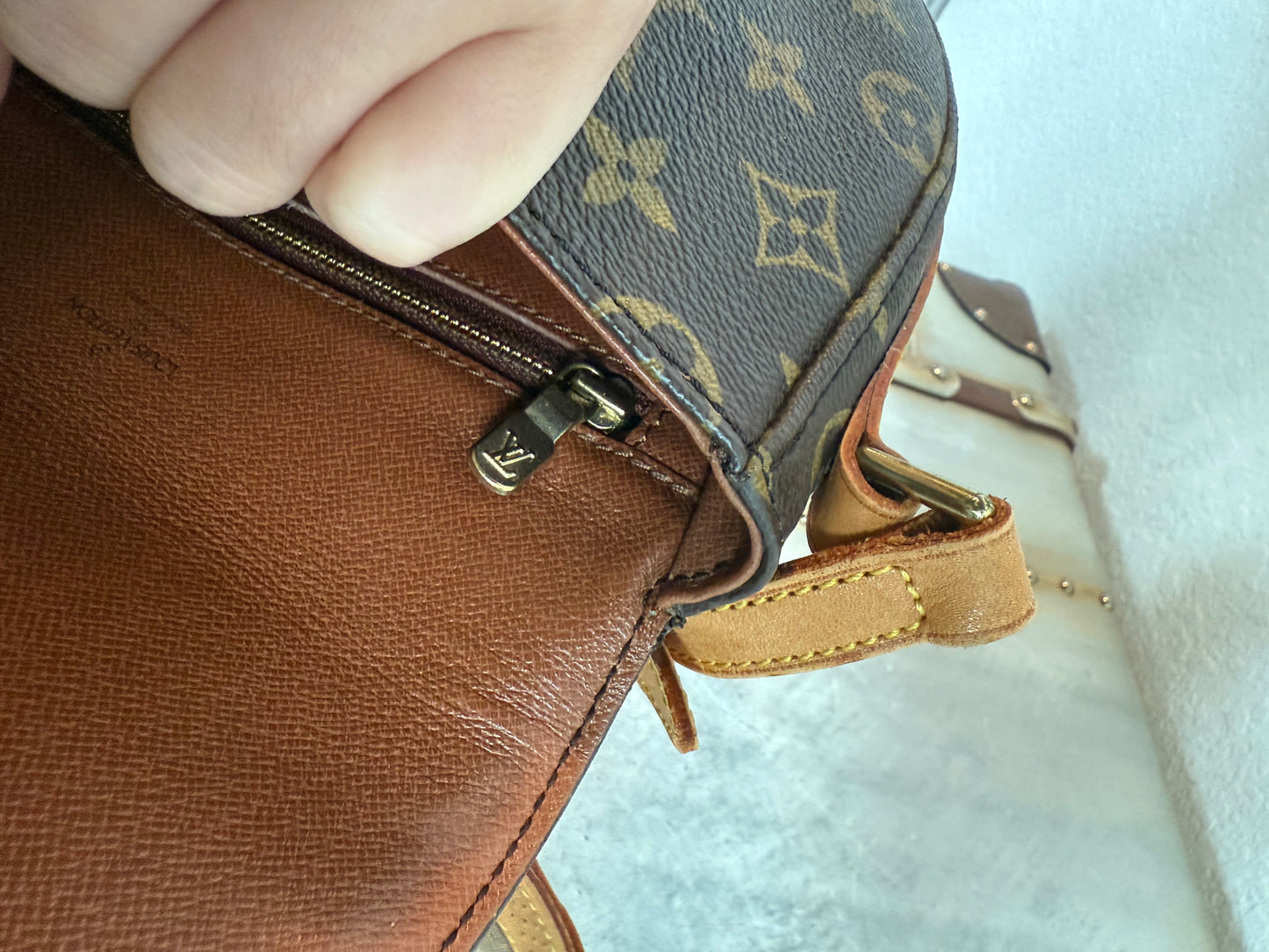 Pre-owned Authentic Louis Vuitton Chantilly PM Monogram Crossbody Bag