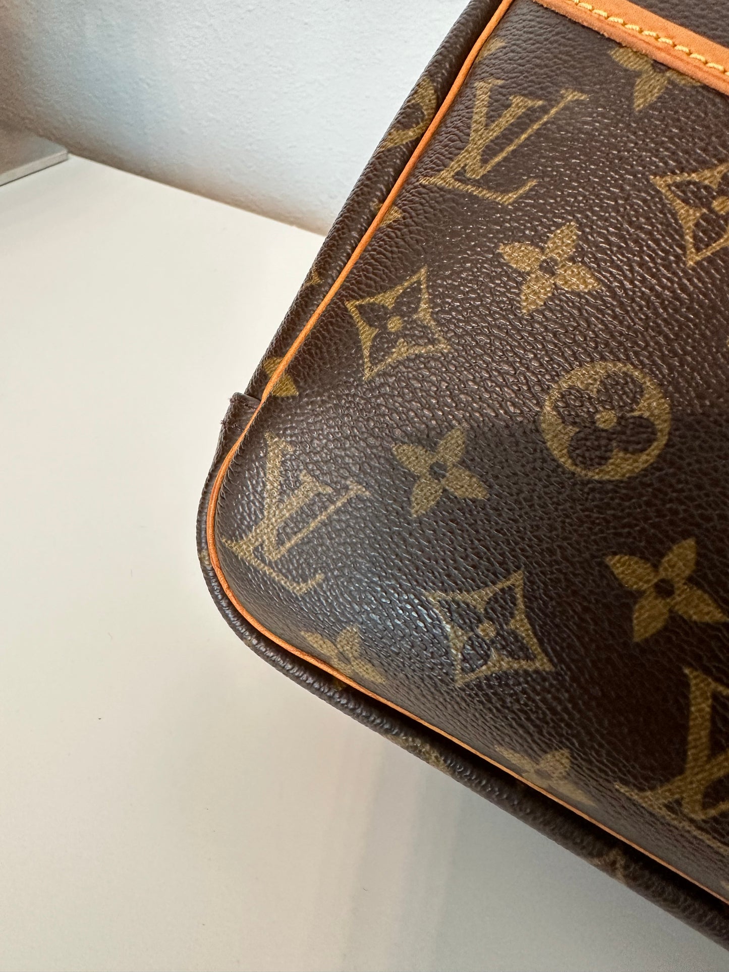 Pre-owned Louis Vuitton Trouville Monogram Handbag
