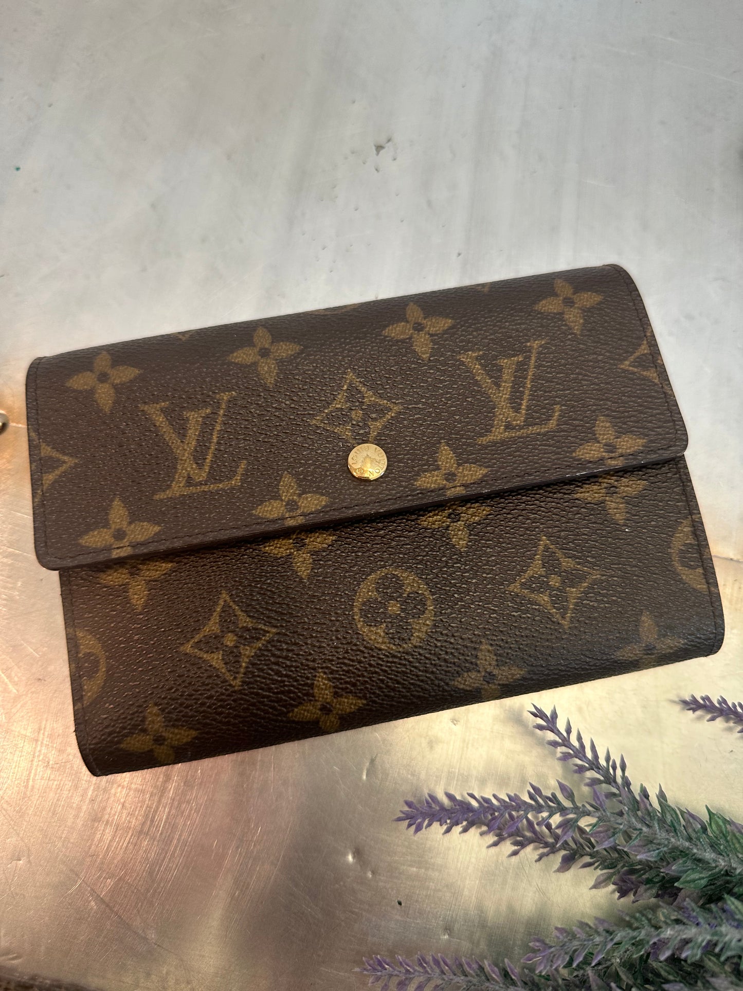 Pre-owned Authentic Louis Vuitton Porte Tresor Etui Papier Monogram Trifold Wallet