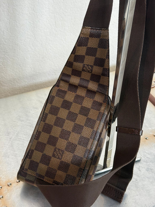 Pre-owned Authentic Louis Vuitton Damier Ebene Geronimos Body Bag