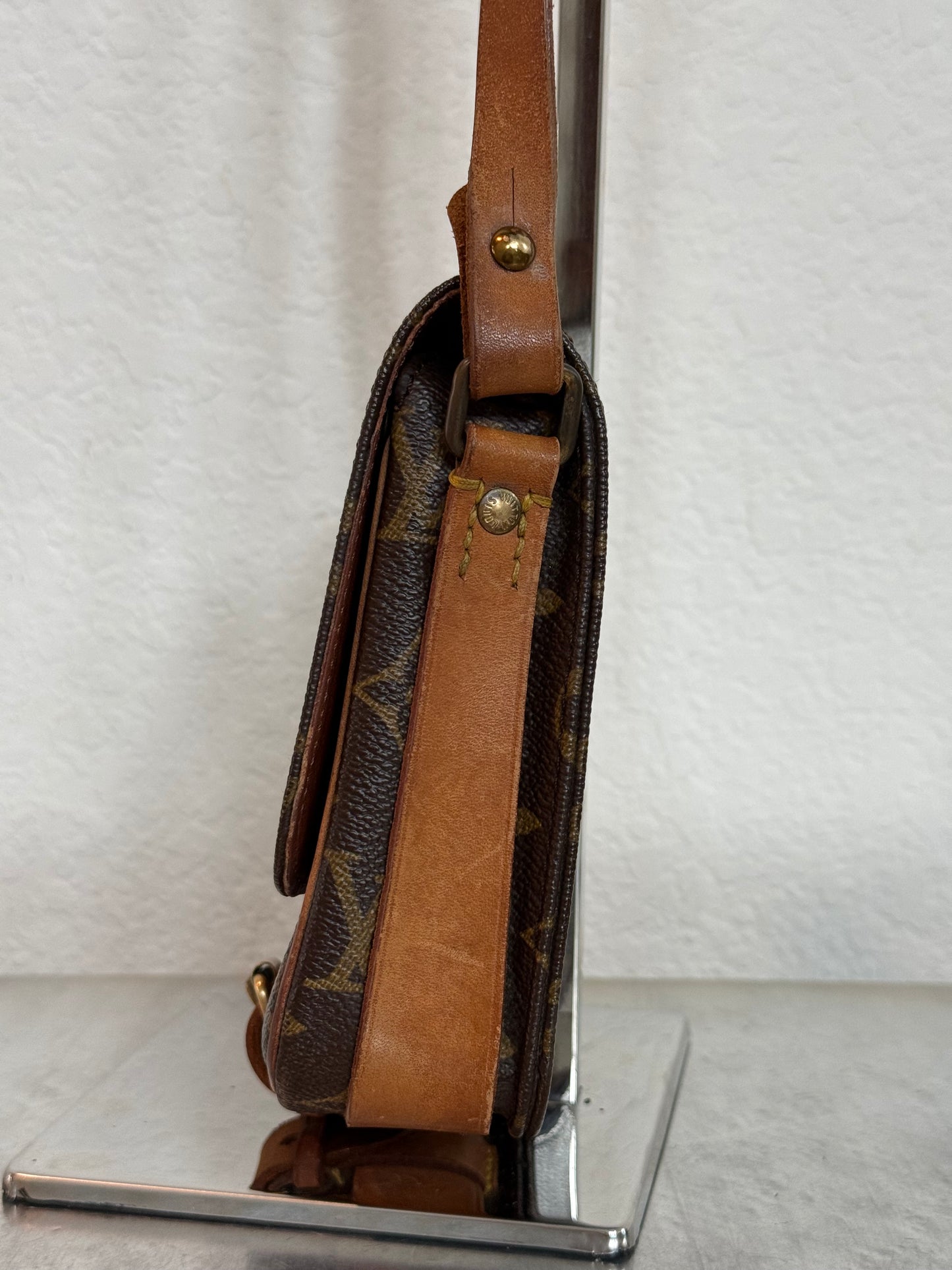 Pre-owned Louis Vuitton Cartouchiere PM Monogram Shoulder / Crossbody Bag