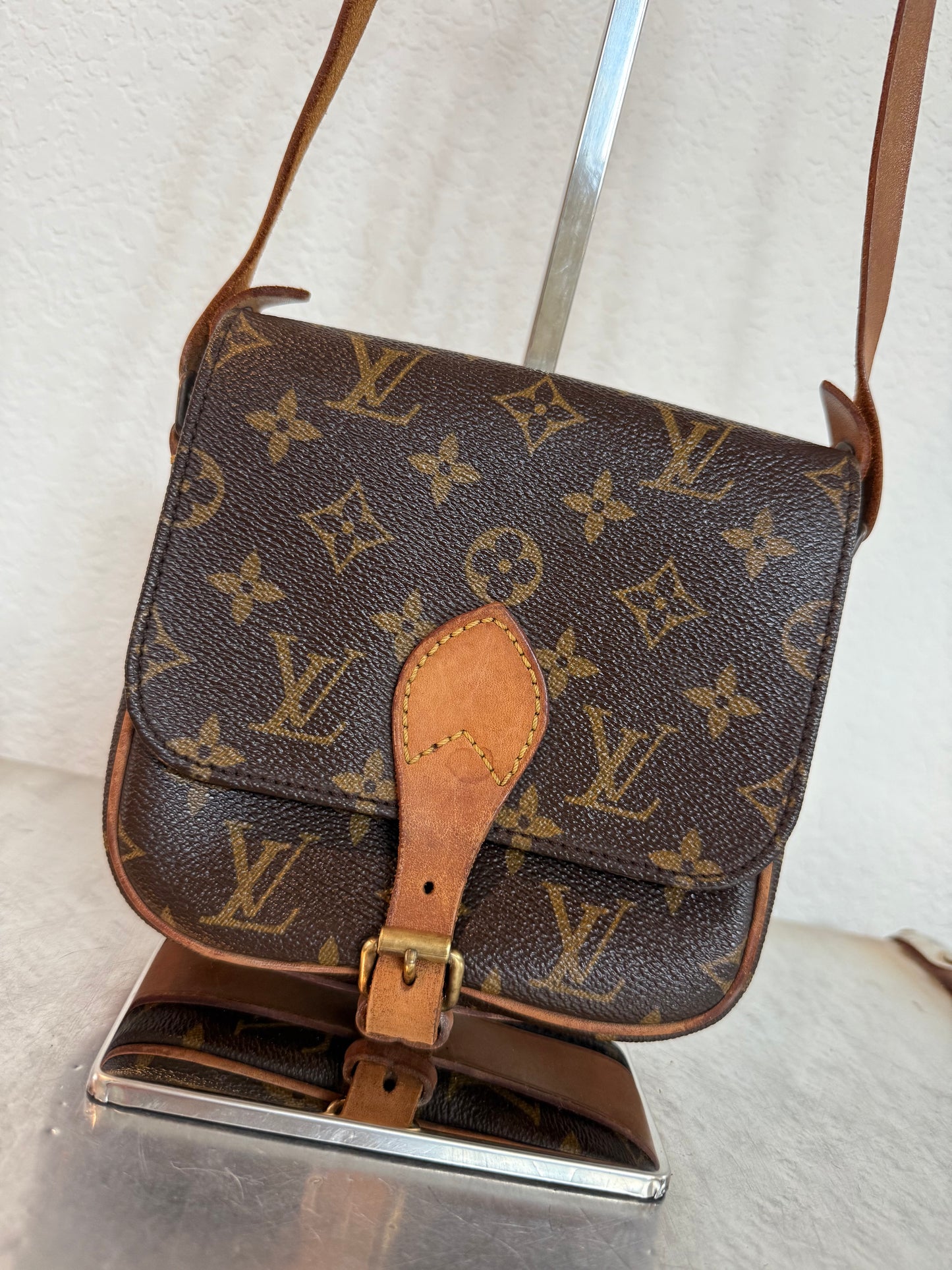 Pre-owned Louis Vuitton Cartouchiere PM Monogram Shoulder / Crossbody Bag