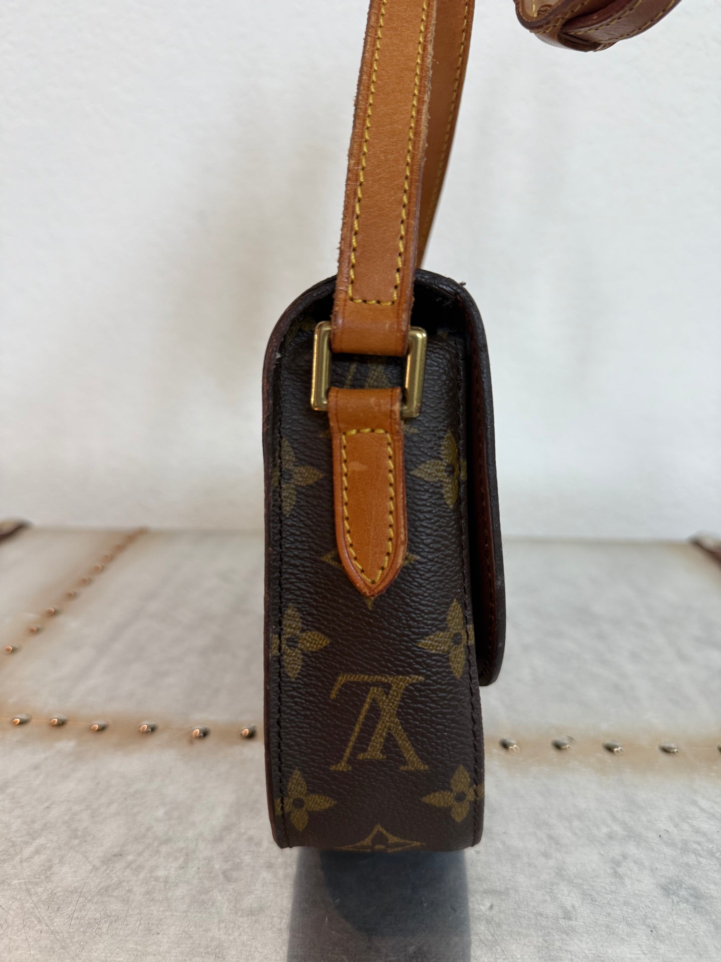 Pre-owned Authentic Louis Vuitton Saint Cloud PM Monogram Shoulder / Crossbody Bag