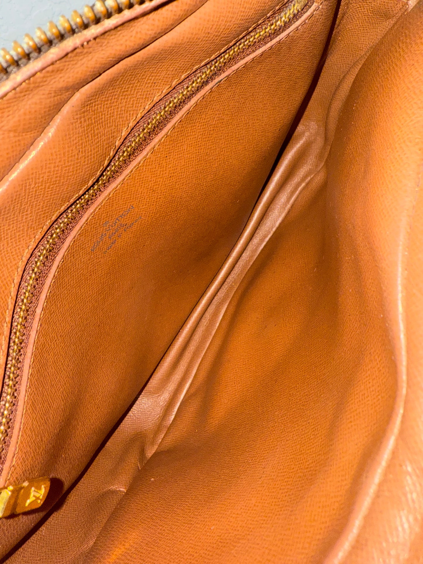 Pre-owned Authentic Louis Vuitton Jeune Fille GM Monogram Crossbody Bag