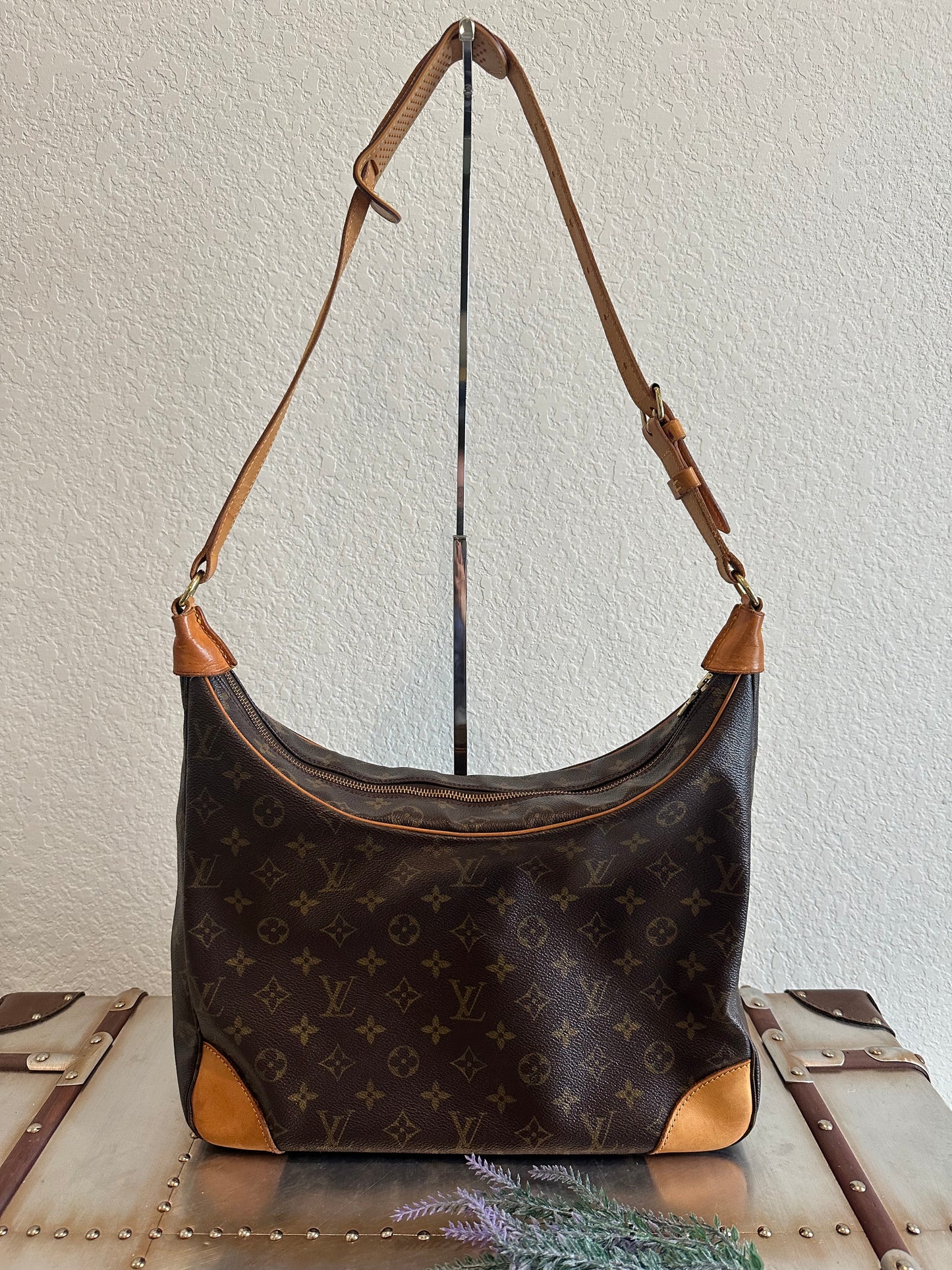 Pre-owned Authentic Louis Vuitton Boulogne 35 Monogram Shoulder Bag