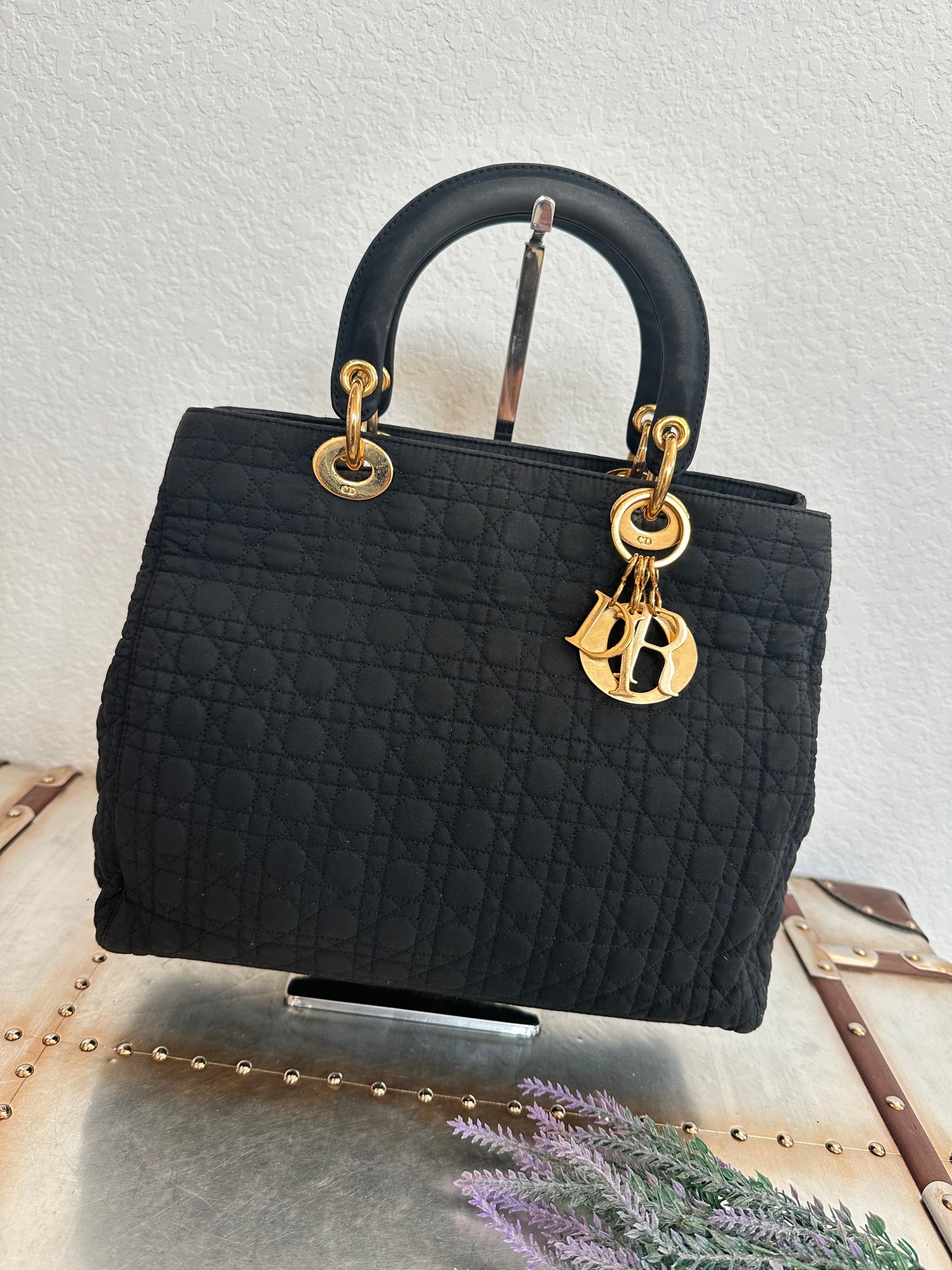 Pre-owned Authentic Vintage Christian Dior Cannage Black Suede Handbag